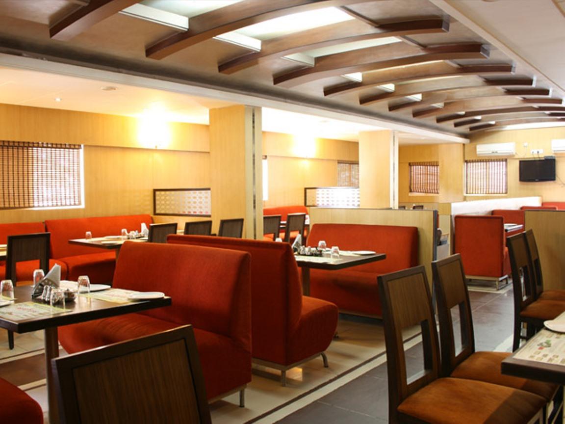 La Sara Comforts Hotel 3*