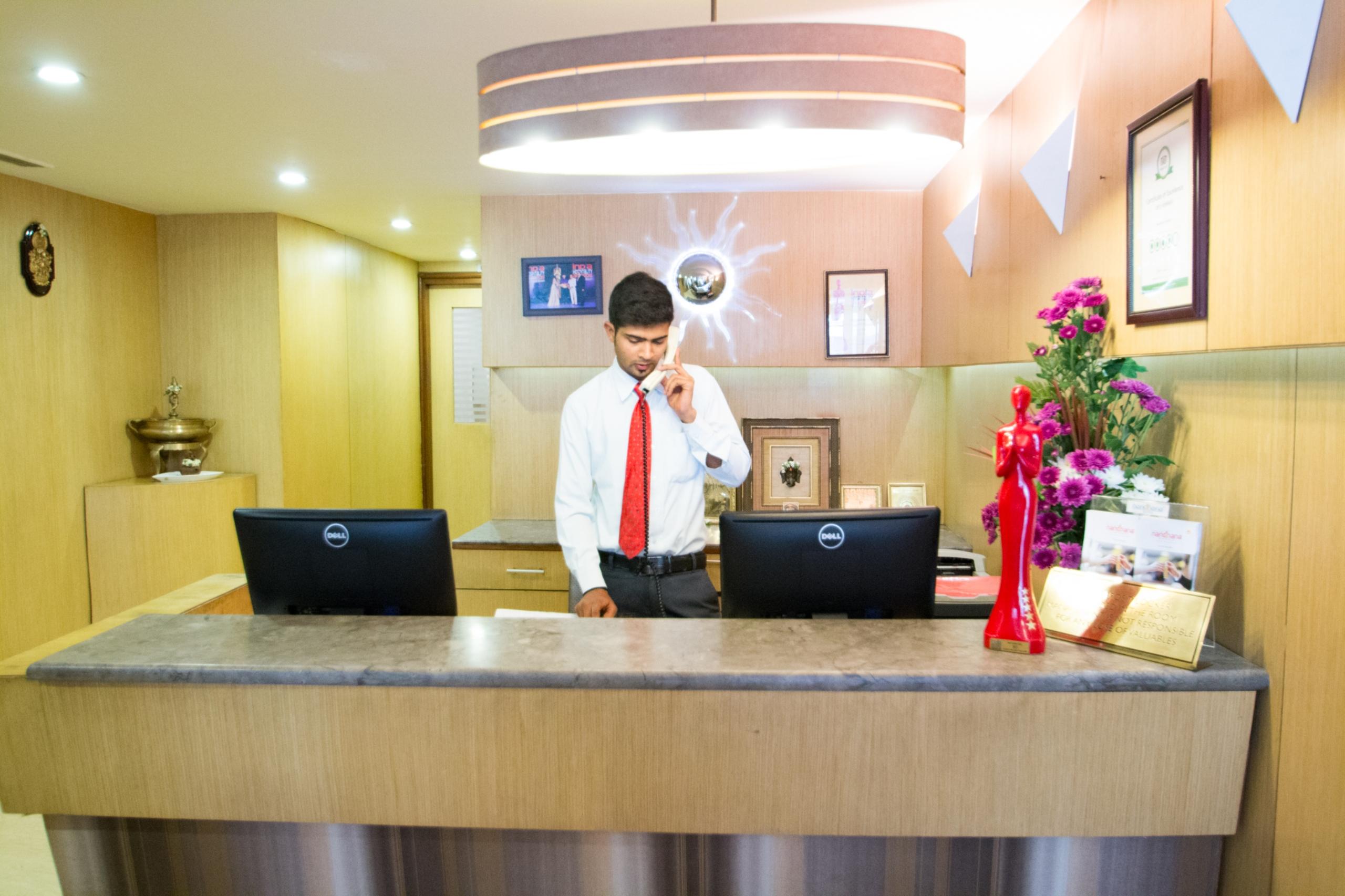 La Sara Grand Hotel Bangalore