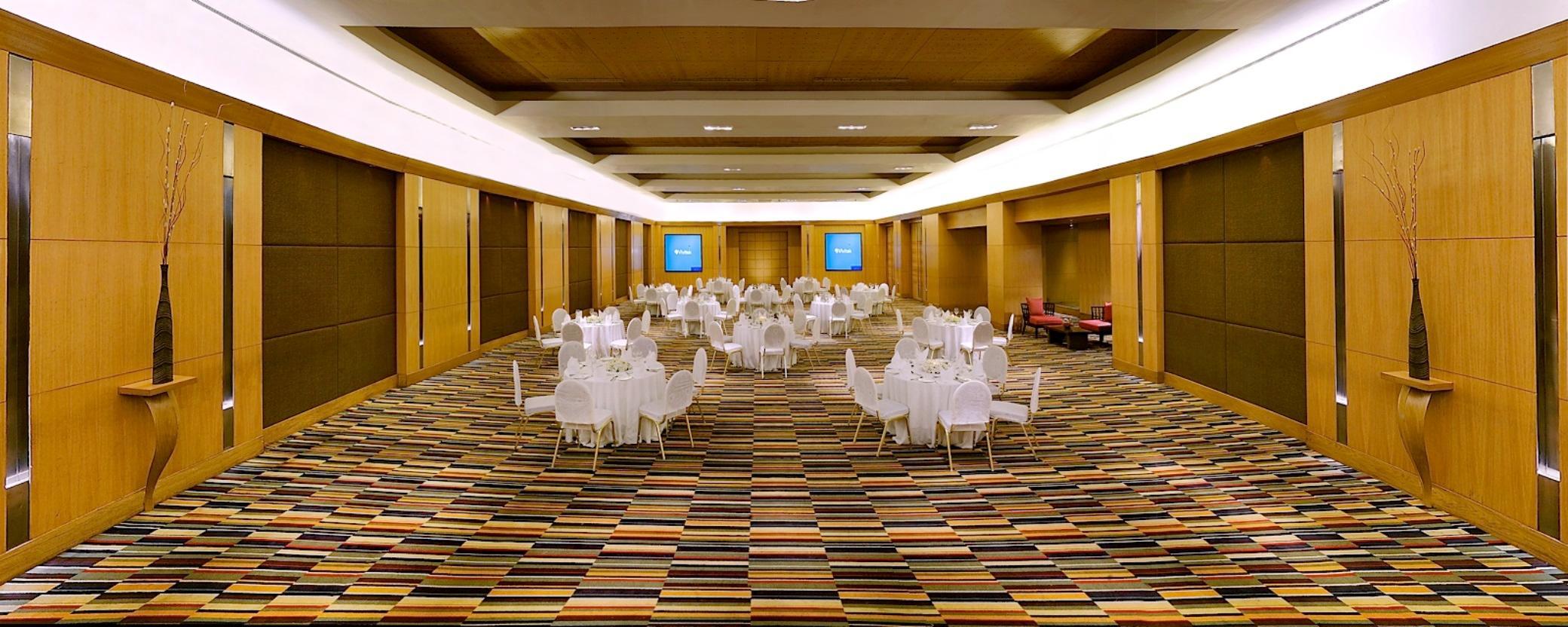 The Lalit Ashok 5*