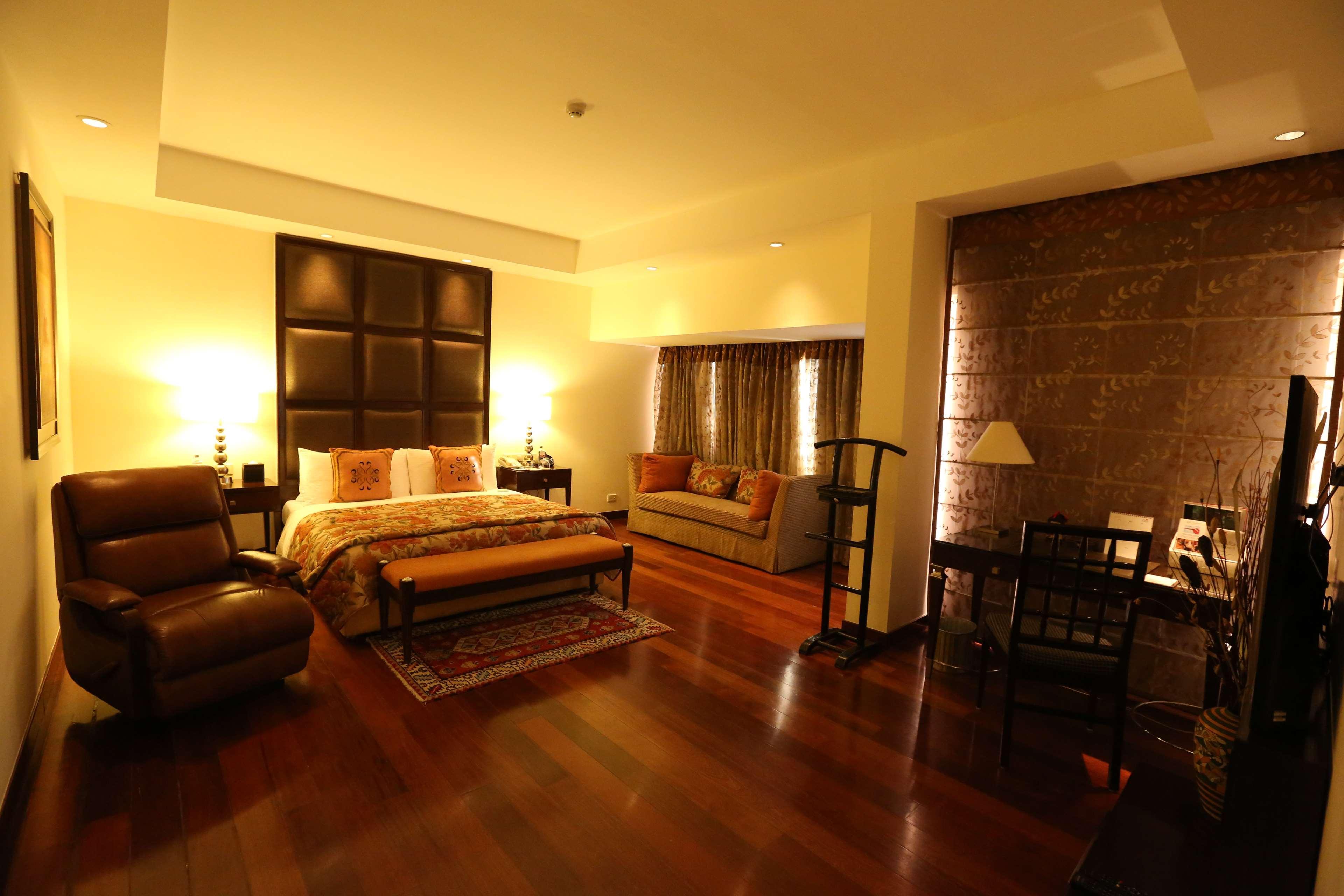The Lalit Ashok 5*