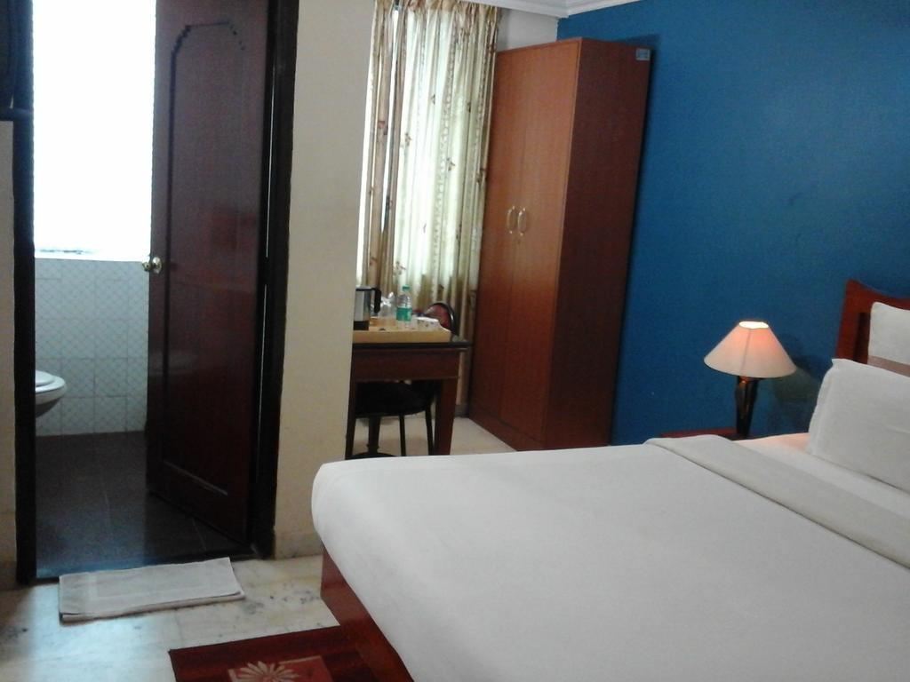 Hotel Pigeon International 3*