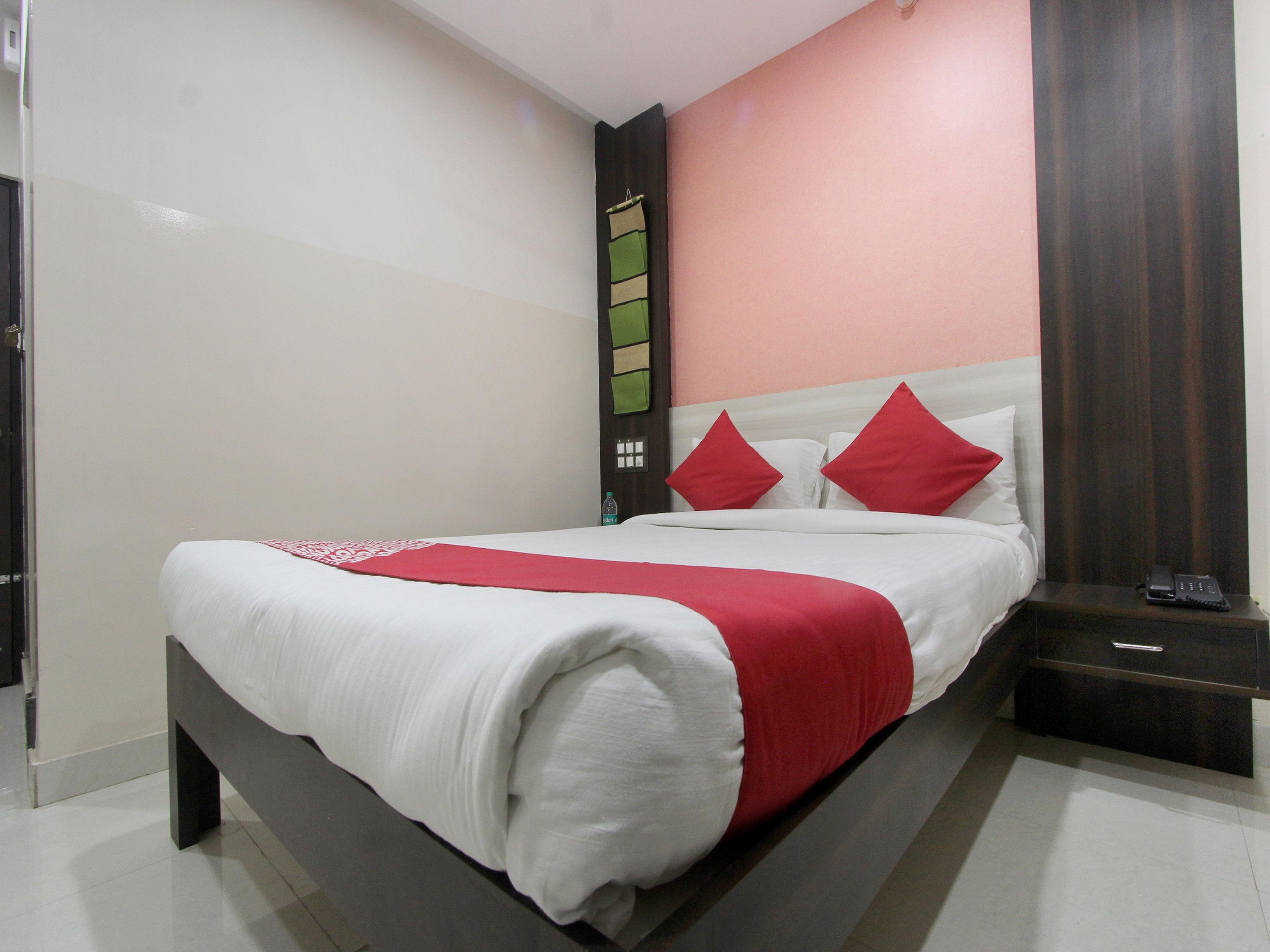 Hotel Capital O 70534 Habitat And 3*
