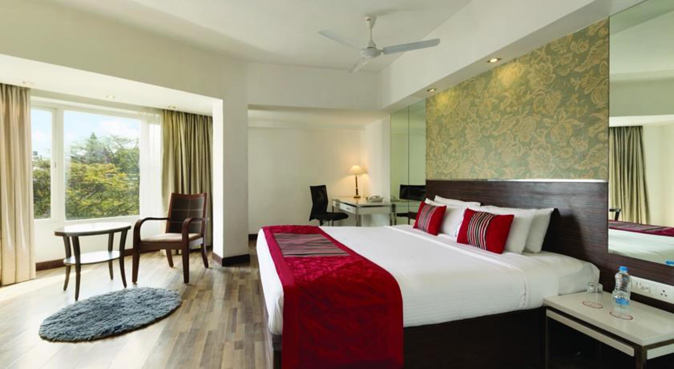 Regenta Place Bangalore, Cunningham Road Hotel 4*