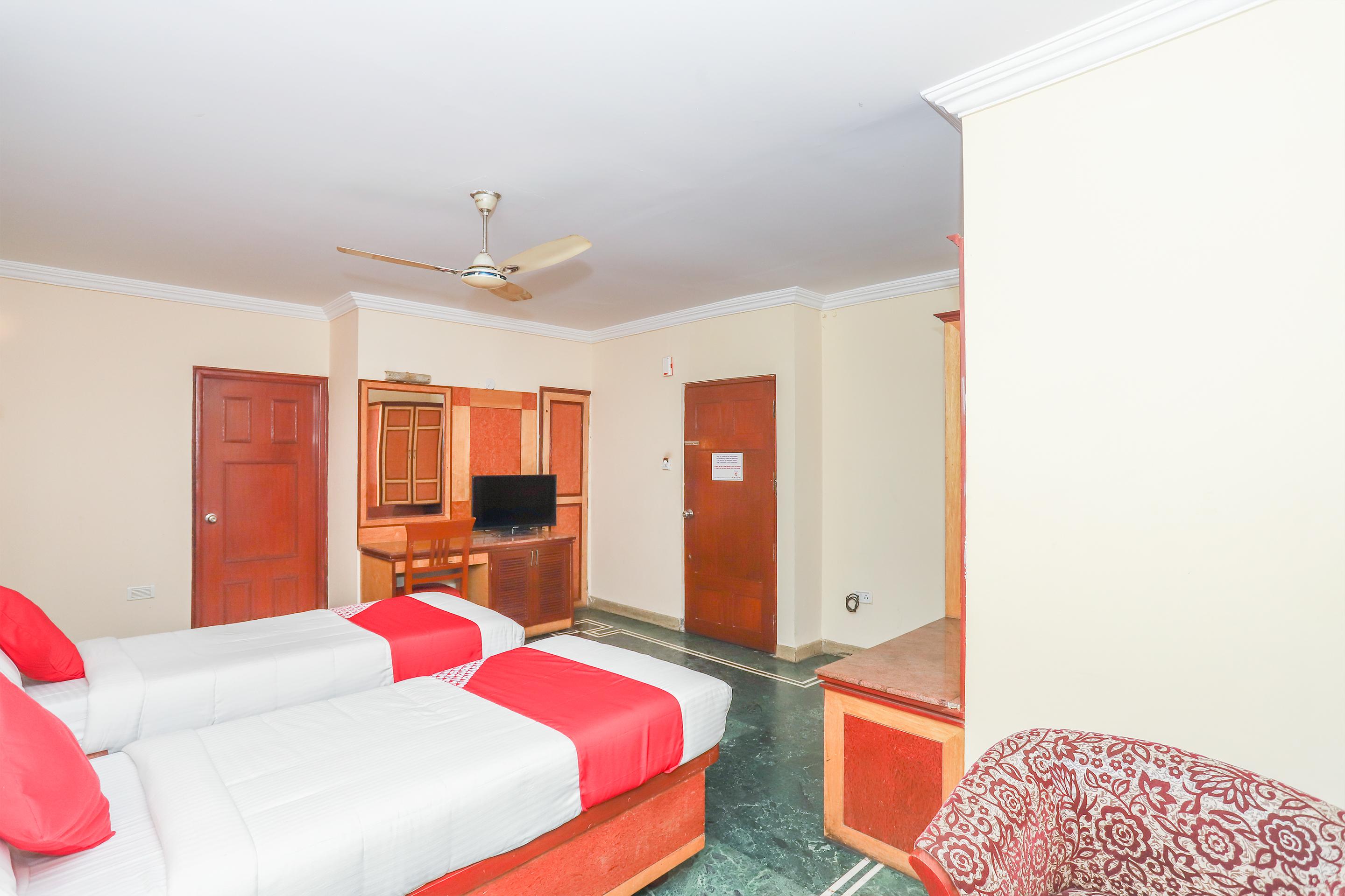 Hotel Aura