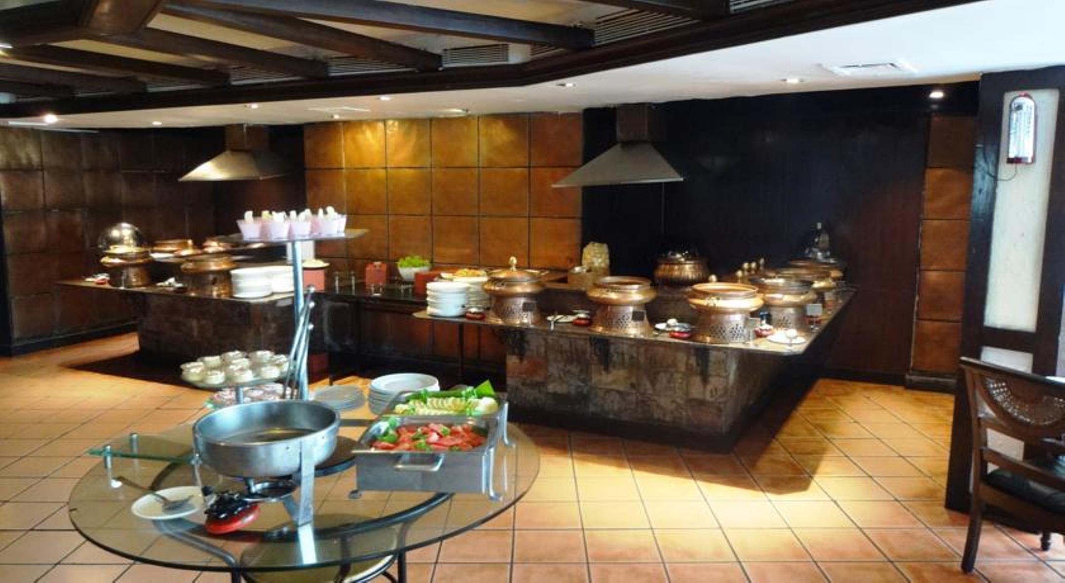Regenta Place Bangalore, Cunningham Road Hotel