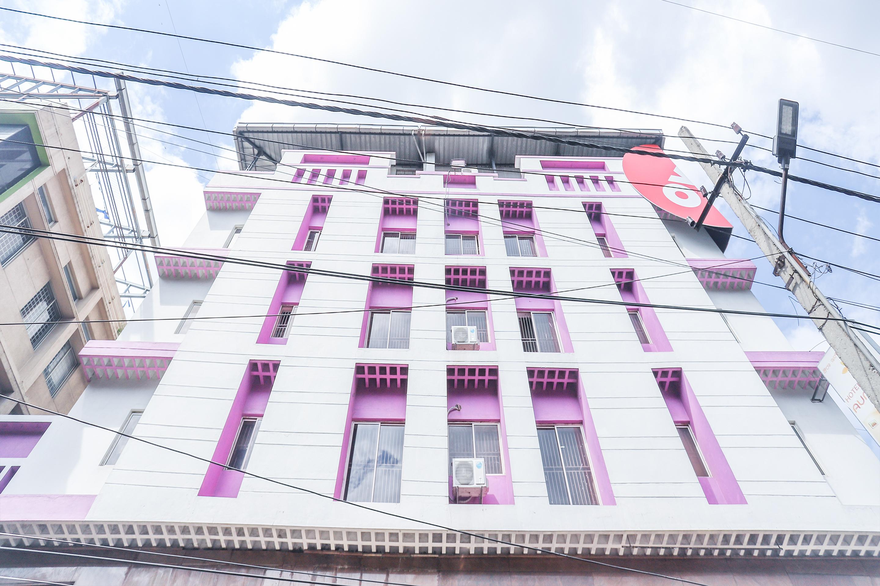 Hotel Aura