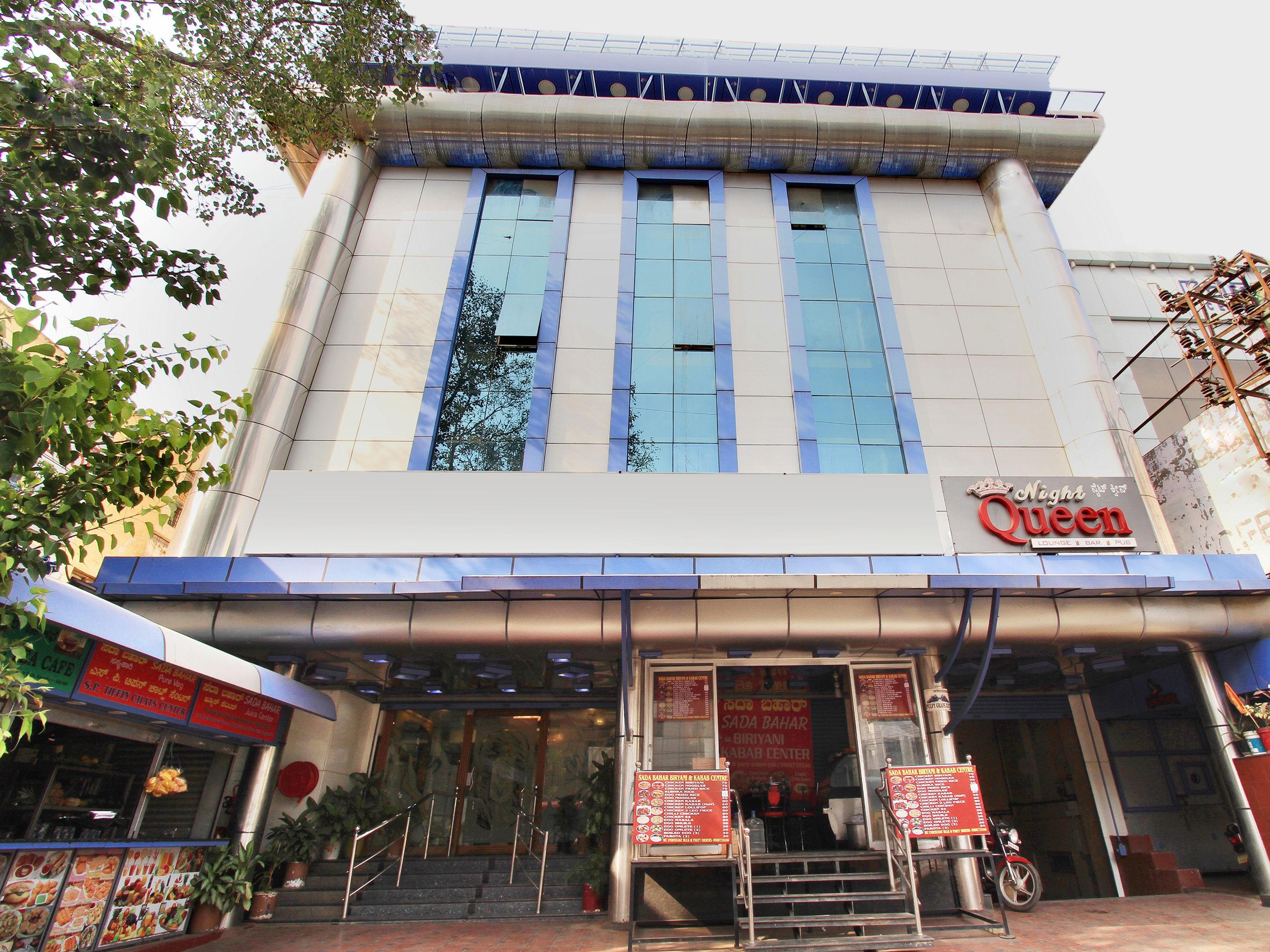 Hotel Oyo 12985 Sabharwal Viceroy 3*