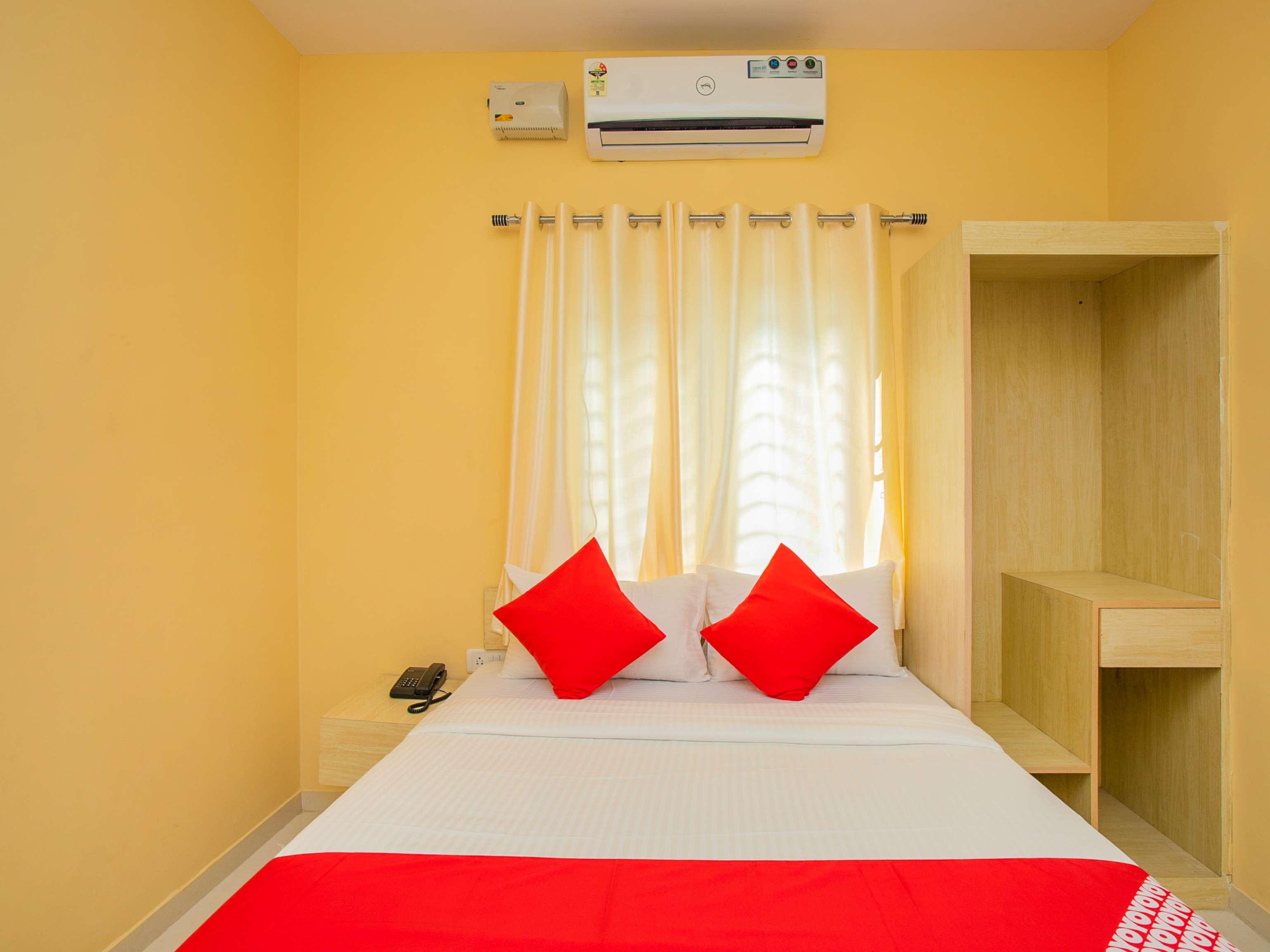 Hotel Varcity Emerald Near Ragigudda Sri Prasanna Anjaneyaswamy Temple