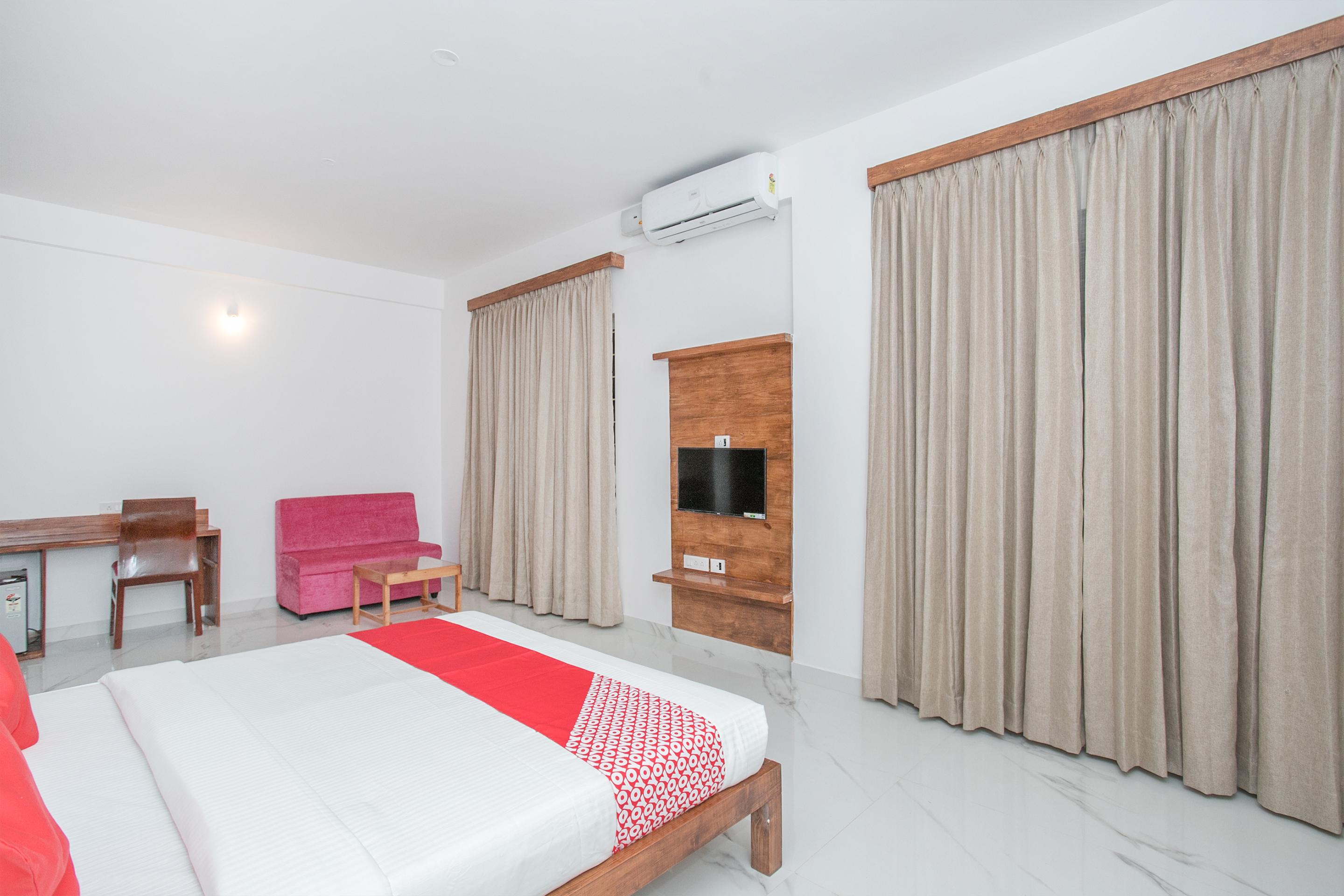 Oyo 12045 Dollars Nest