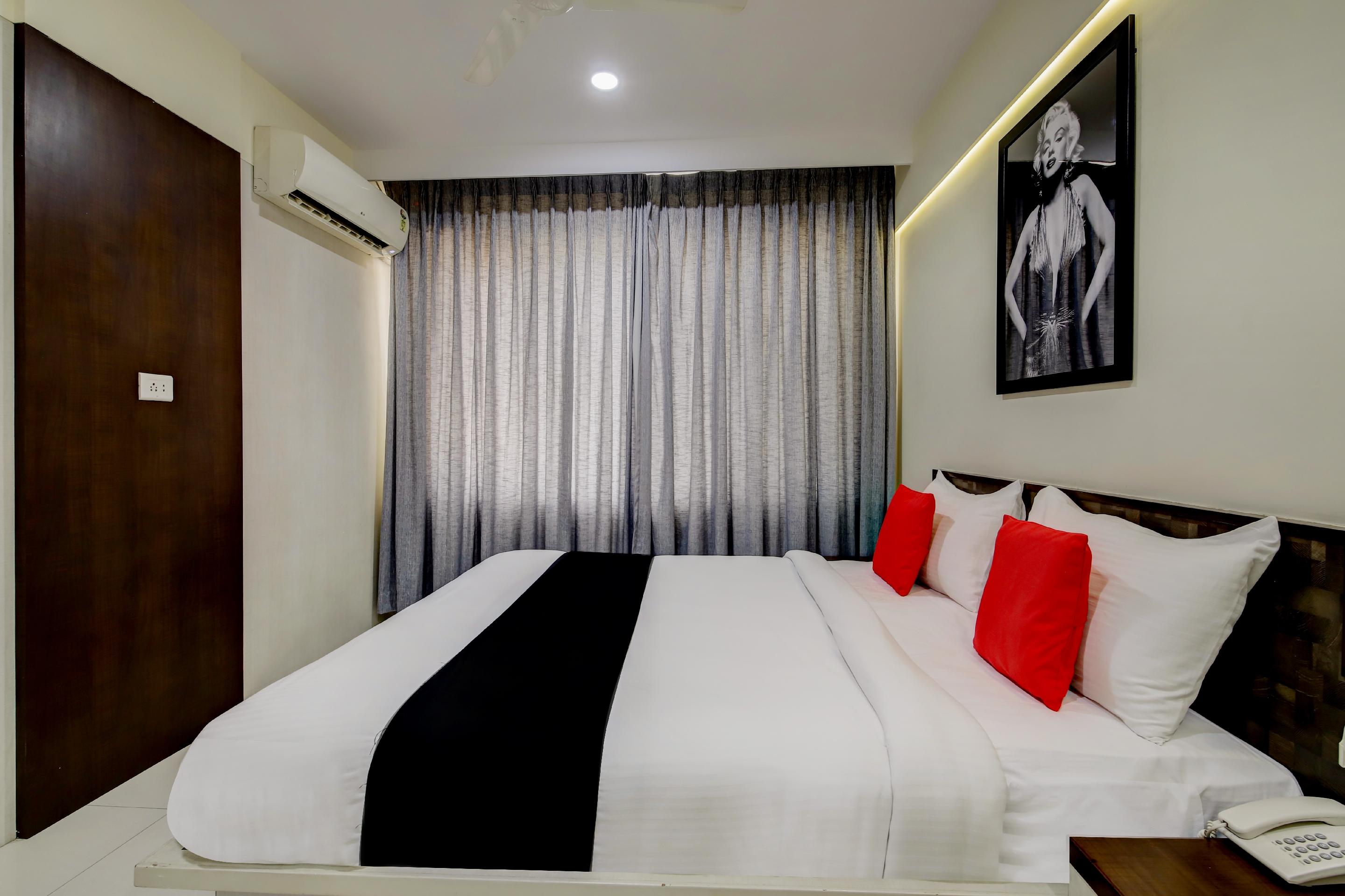 Hotel Capital O 28398 Mysore Gate