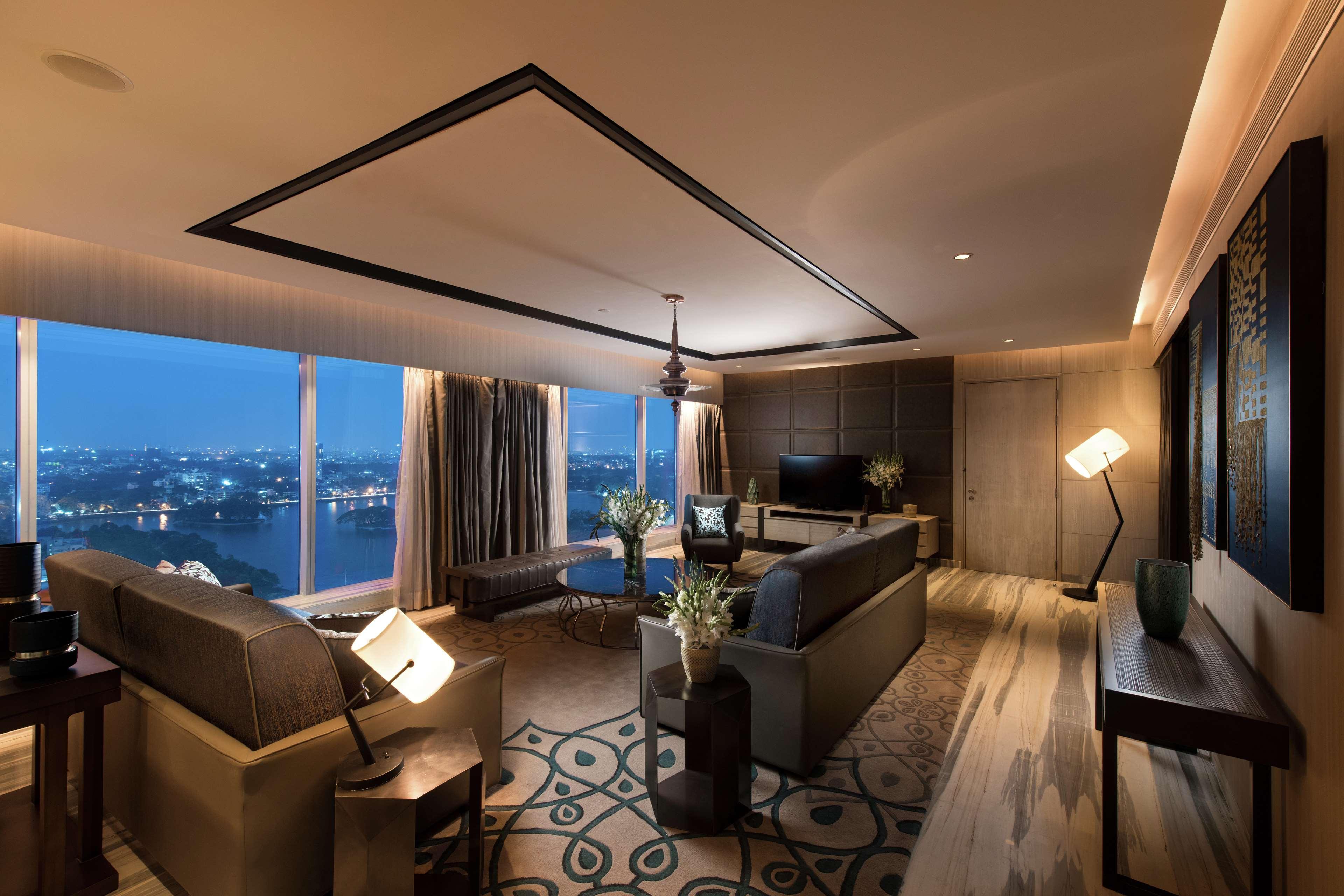 Conrad 5*