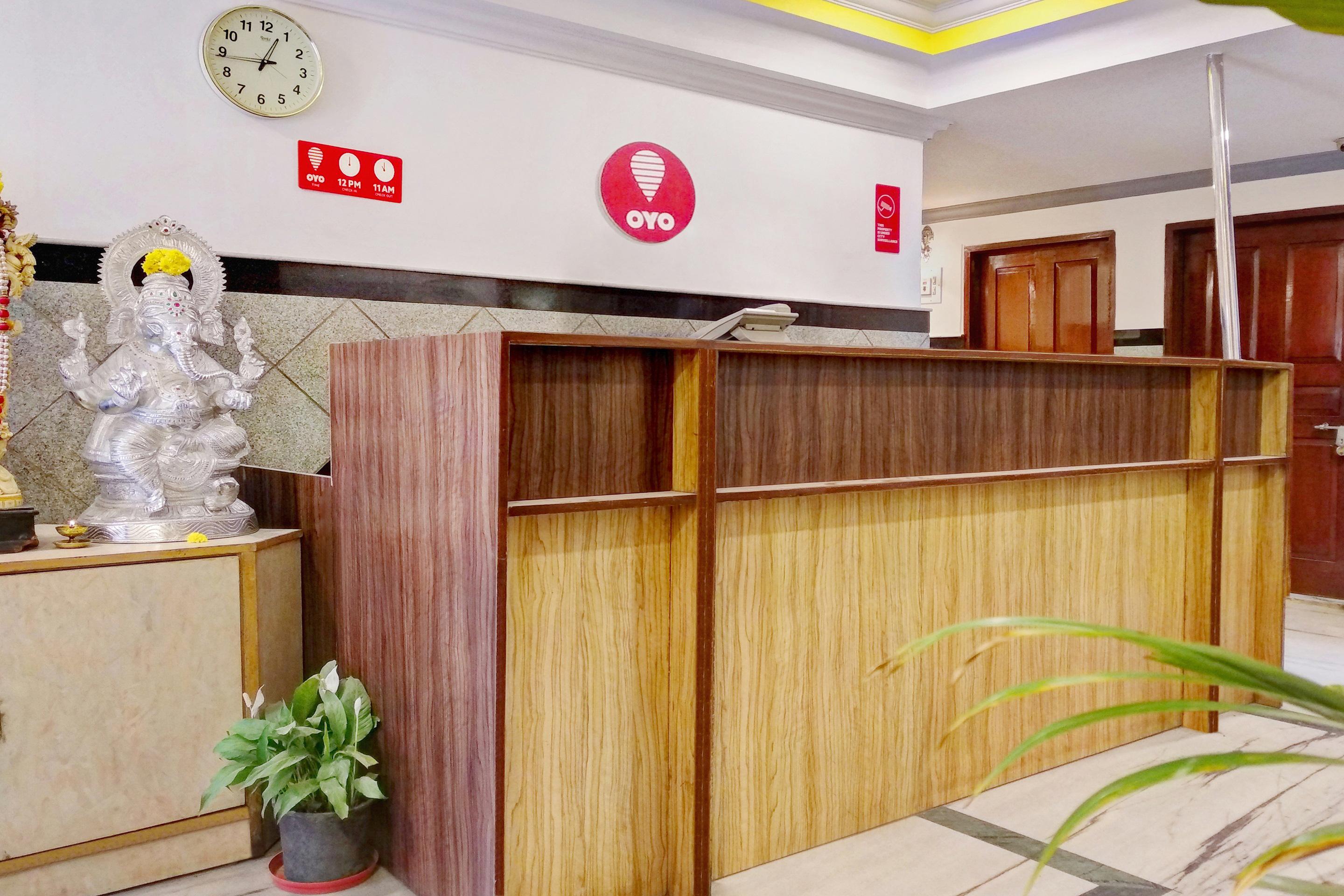 Hotel Oyo 10884 Pavana Residency