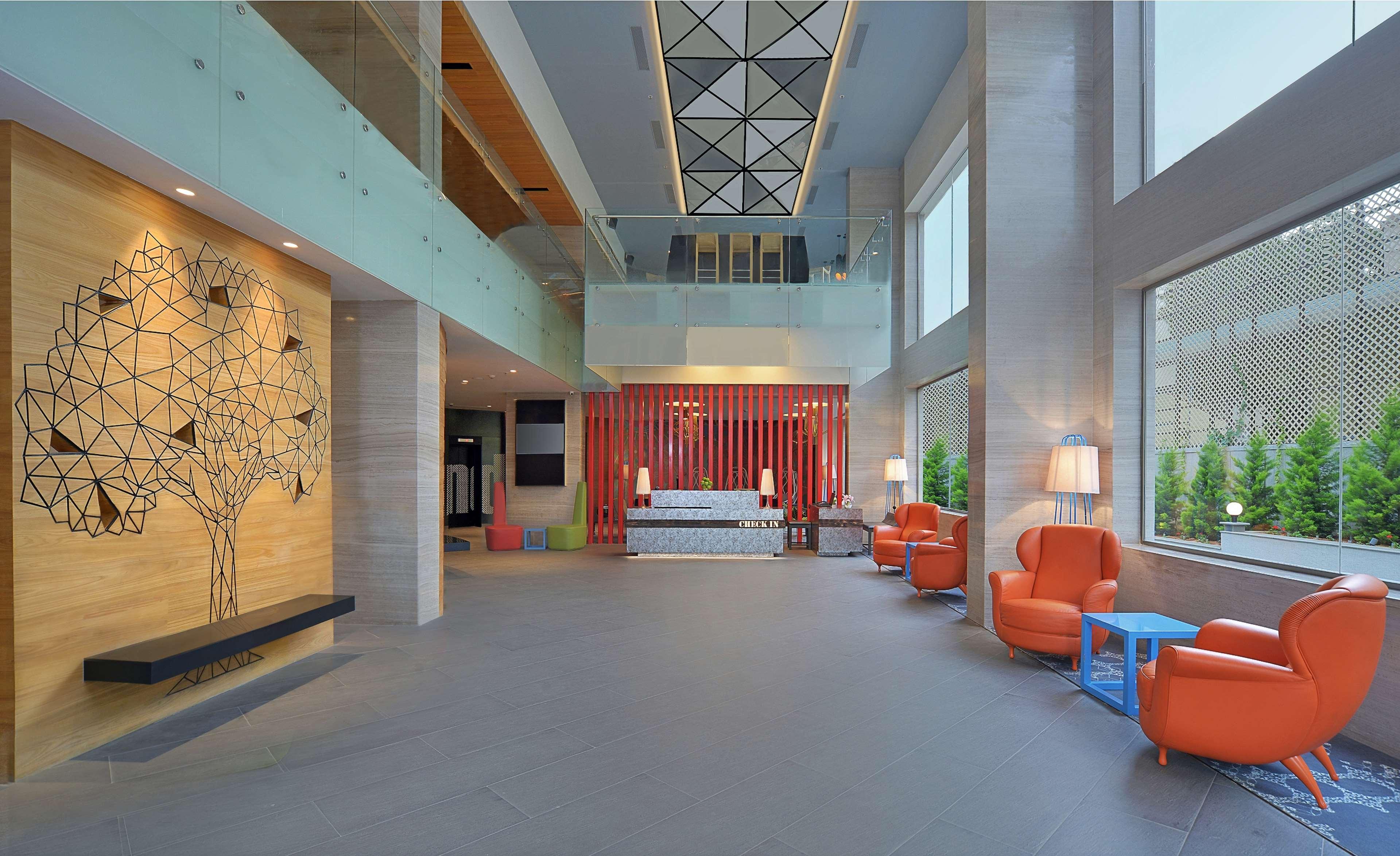 Hotel Radisson Center 4*