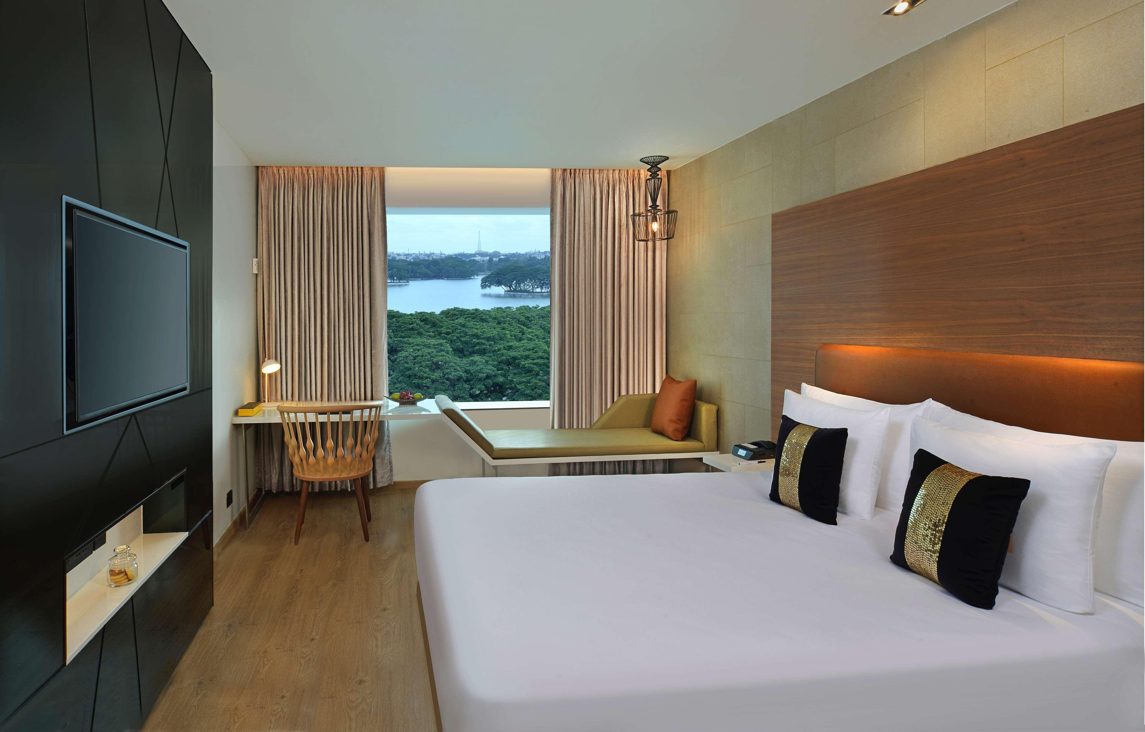 Radisson Center 4* Bangalore