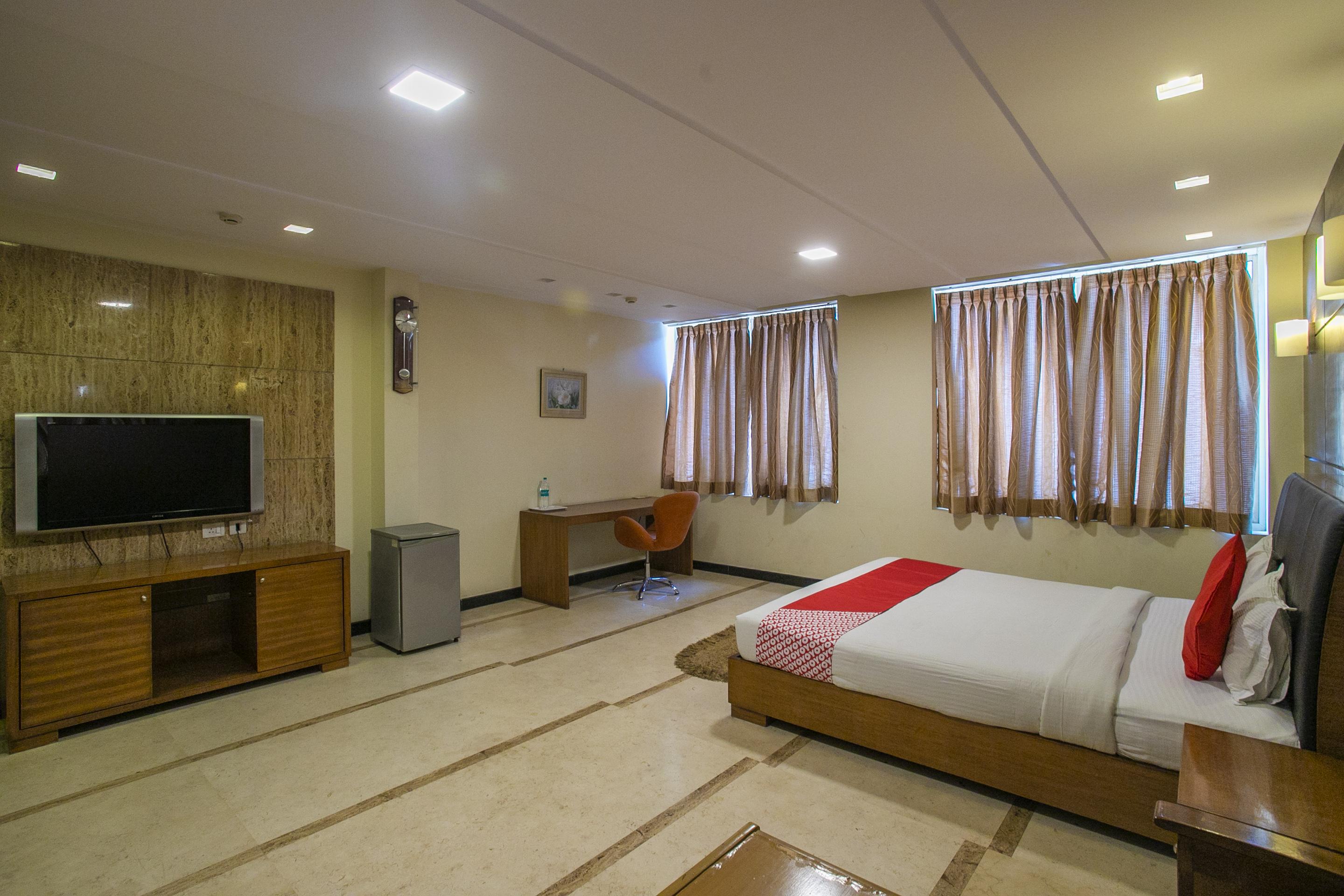 Oyo 27859 Agi Dynasty Hotel 2*