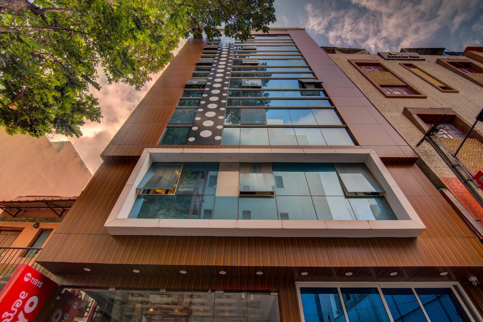 Hotel Oyo Varcity Park Near Ragigudda Sri Prasanna Anjaneyaswamy Temple Bangalore