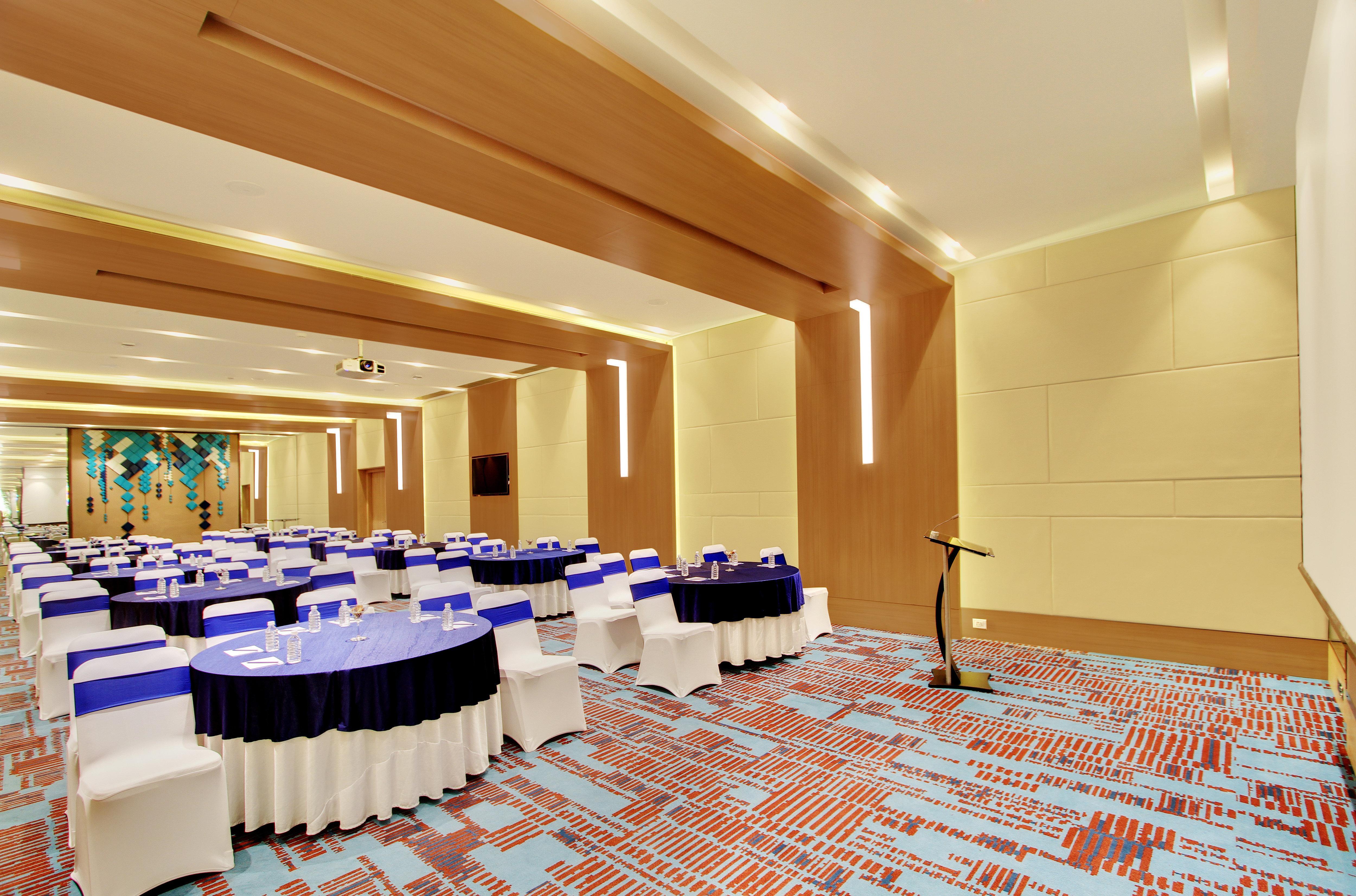 Racecourse By Ihg Hotel