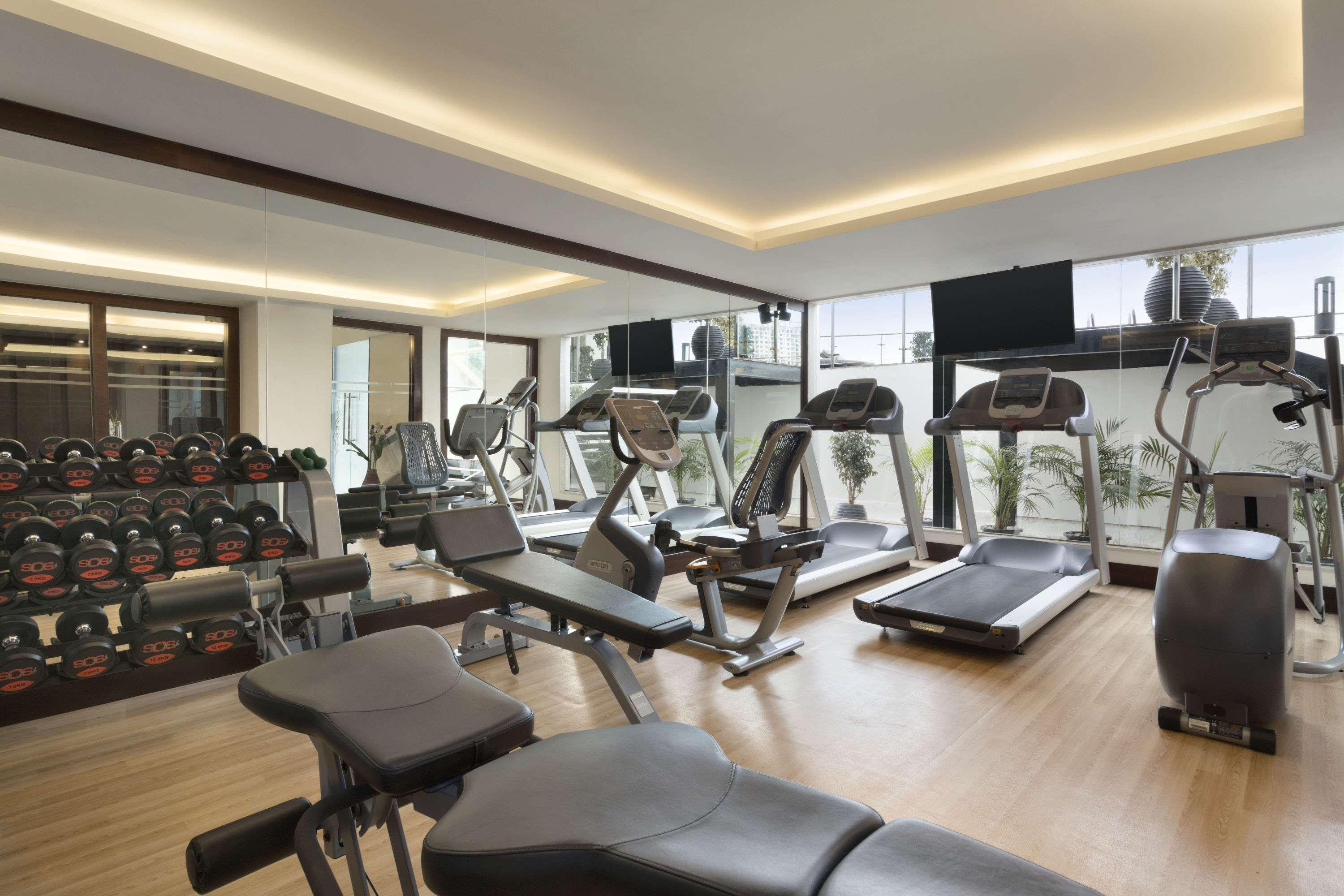 Howard Johnson By Wyndham, Hebbal, 4*