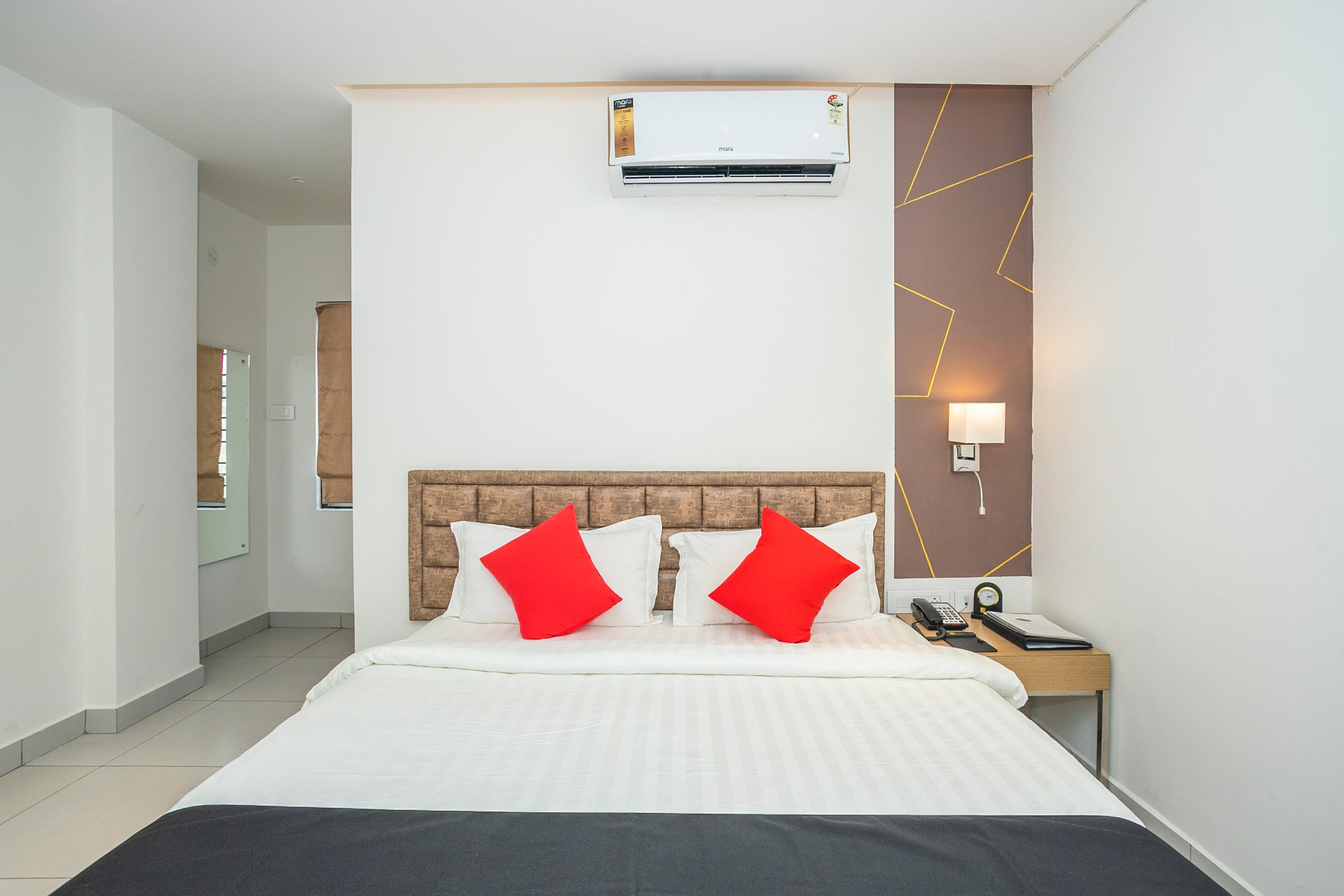 Hotel Capital O 36137 Vihaari 24 Business