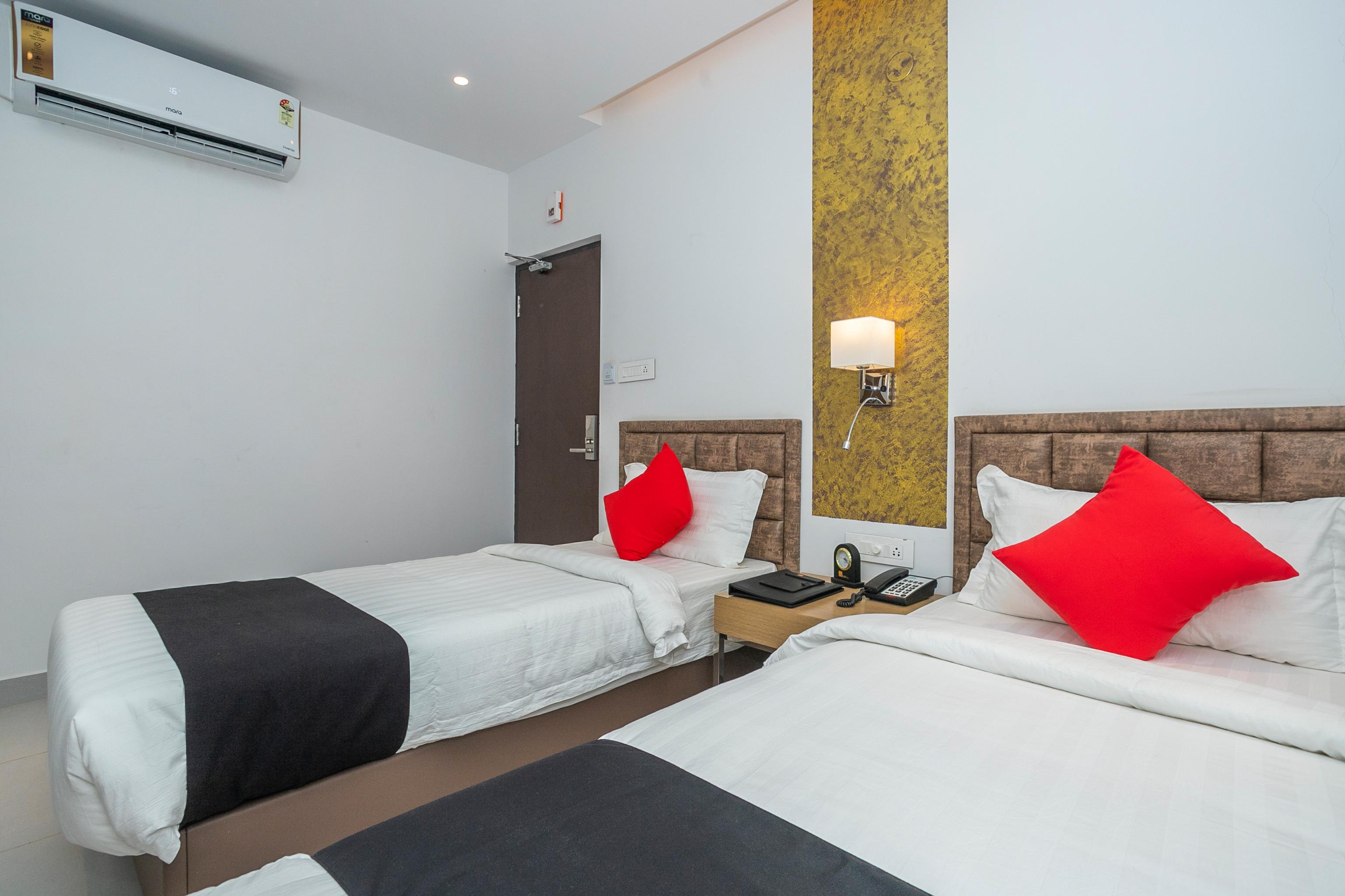 Capital O 36137 Vihaari 24 Business Hotel Bangalore