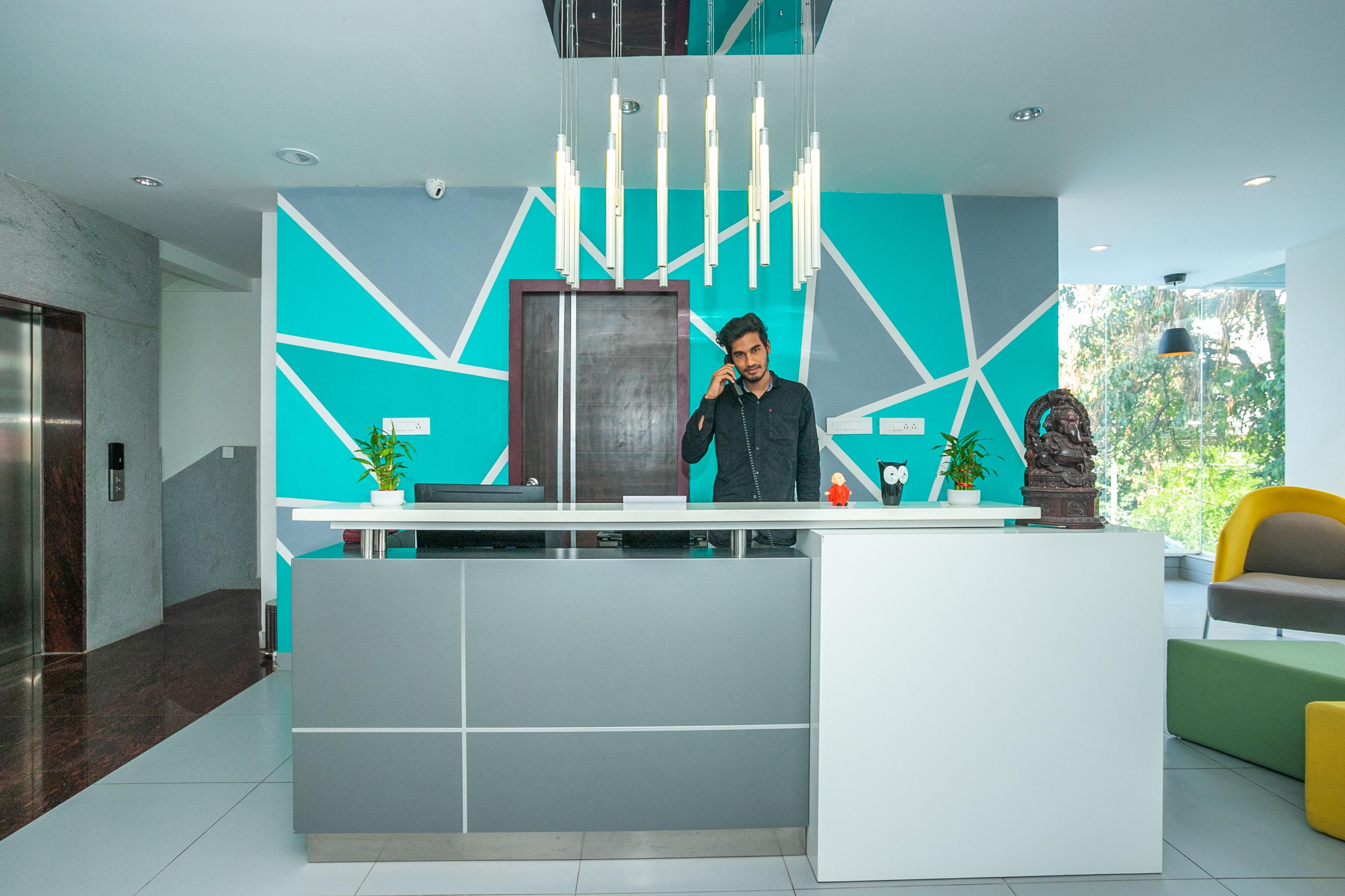 Capital O 36137 Vihaari 24 Business 3*