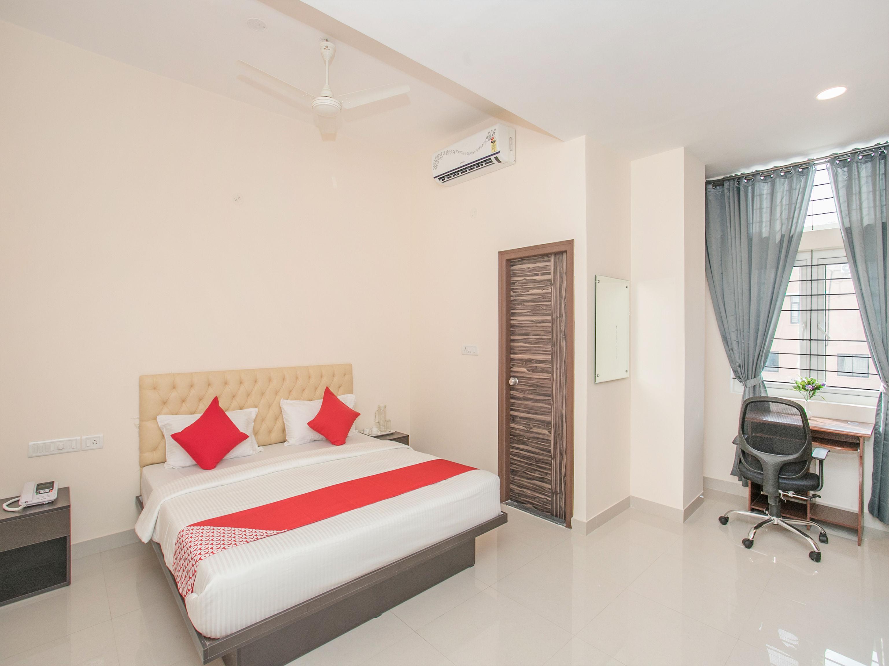 Hotel Townhouse Hbr Layout