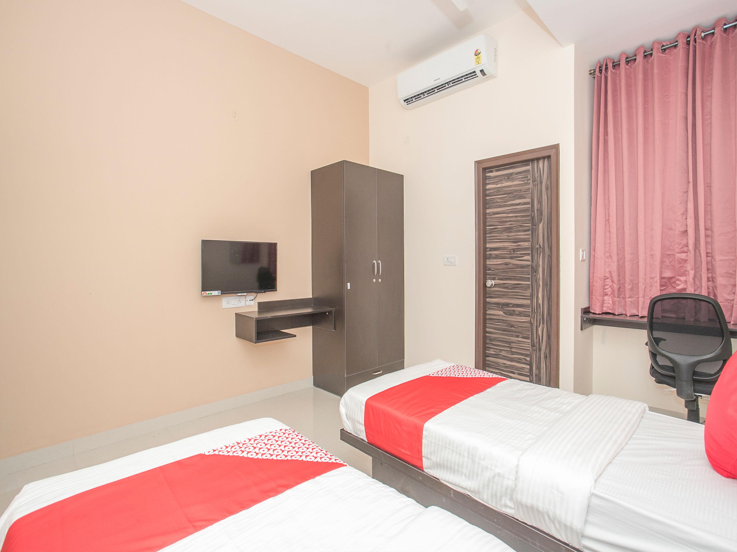 Townhouse Hbr Layout Hotel Bangalore