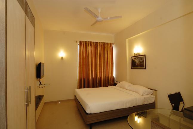 Aparthotel Pearl 3*