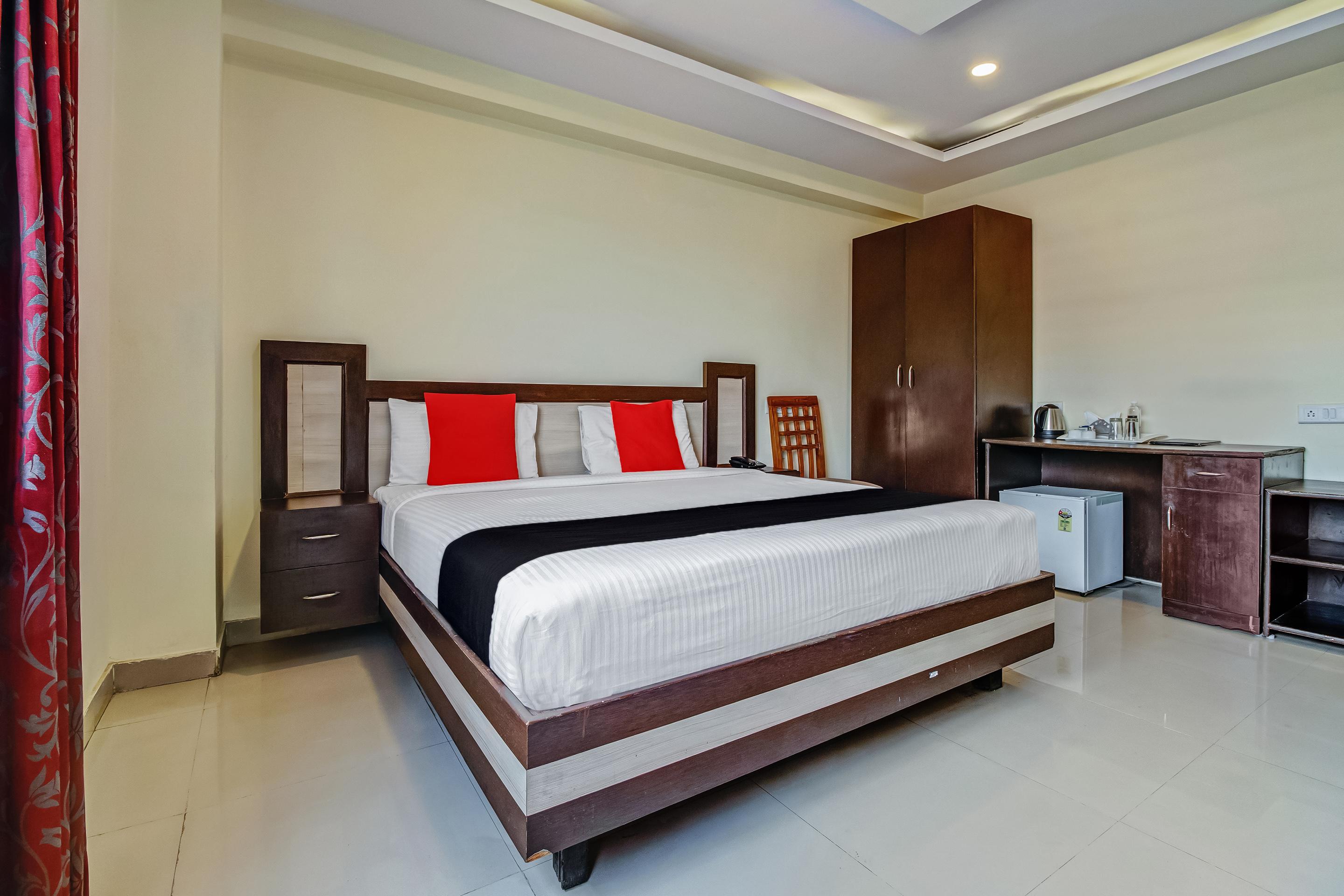 Hotel Treebo Millennium Plaza Bangalore