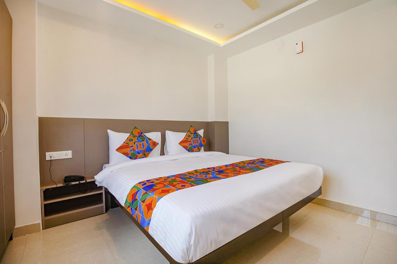 Hotel Fabhotel Athasri - Nr Bellandur Railway Station