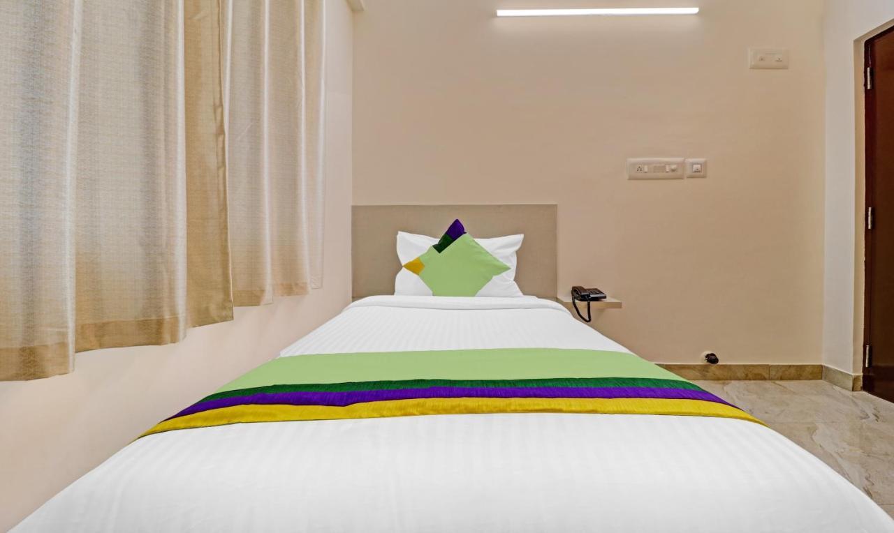 Hotel Treebo Apple Villa, 30 Mins From Airport