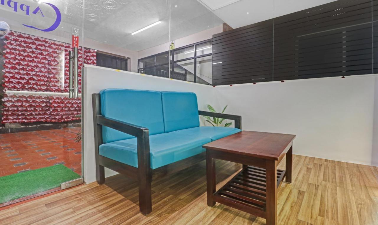 Treebo Apple Villa, 30 Mins From Airport Hotel
