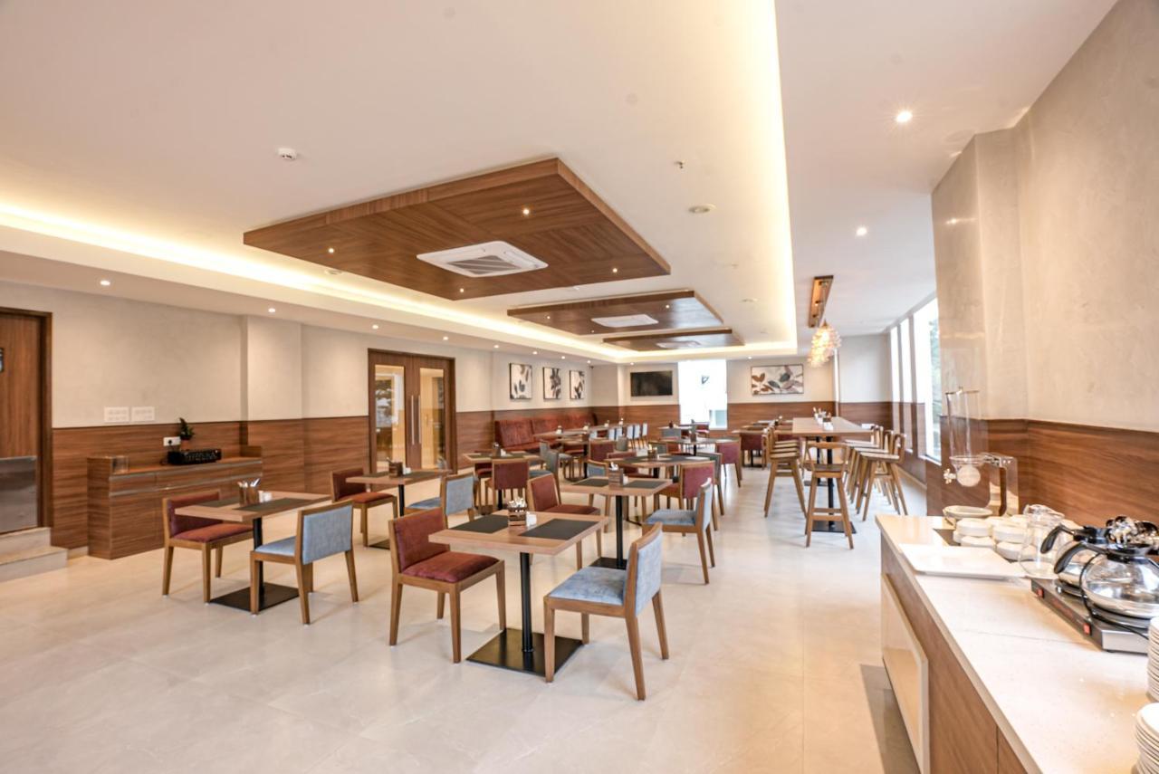 Hotel The Sulit Whitefield 4*