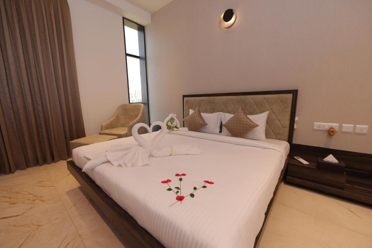 Resort Vrr Astoria & Convention Center