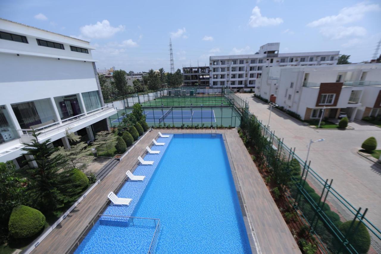 Vrr Astoria & Convention Center * Bangalore