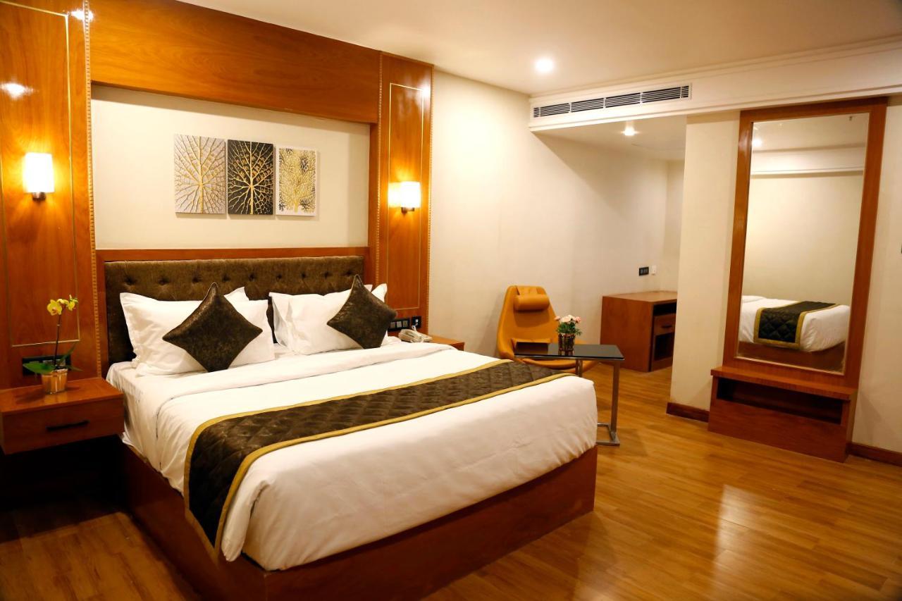 Hotel Leroy Grand - Yeshwanthpur
