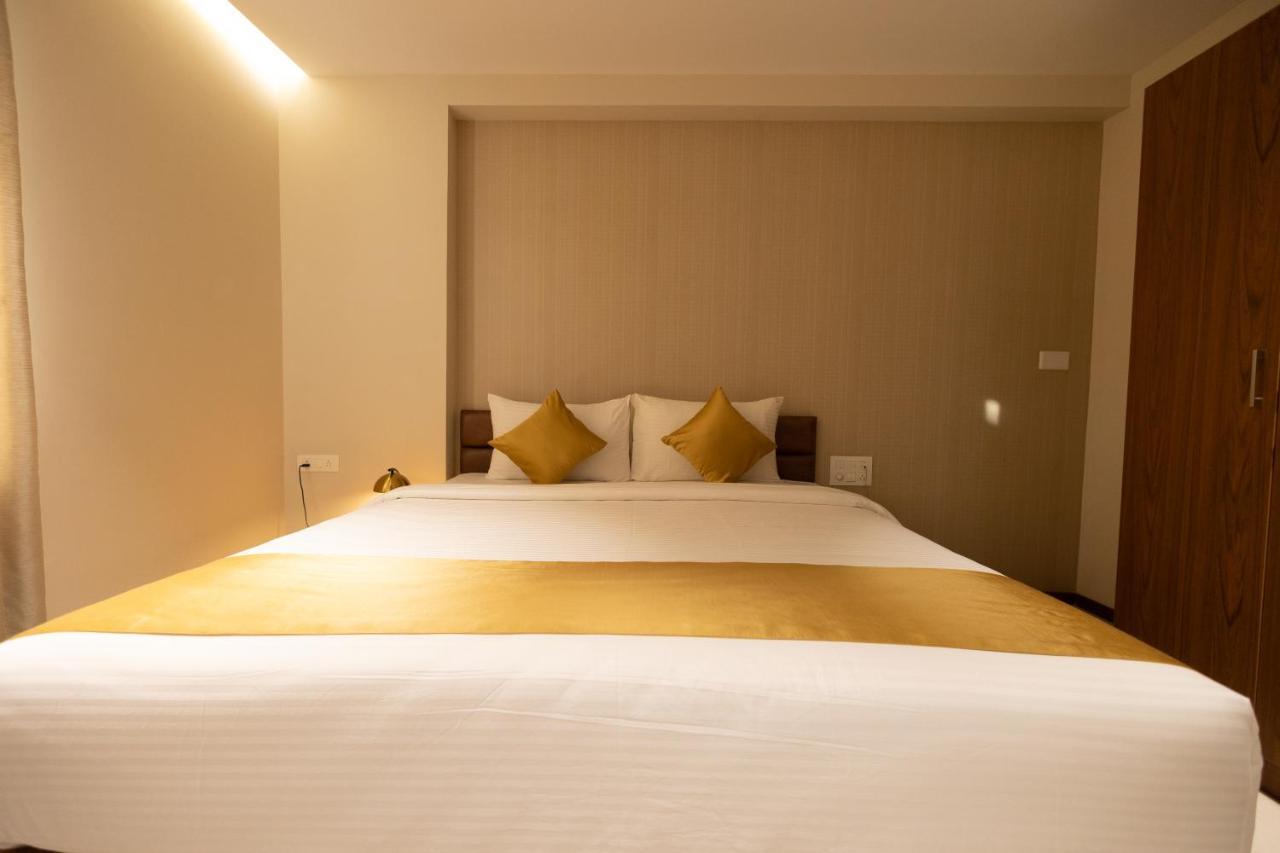 Poornima Regency Hotel 3*