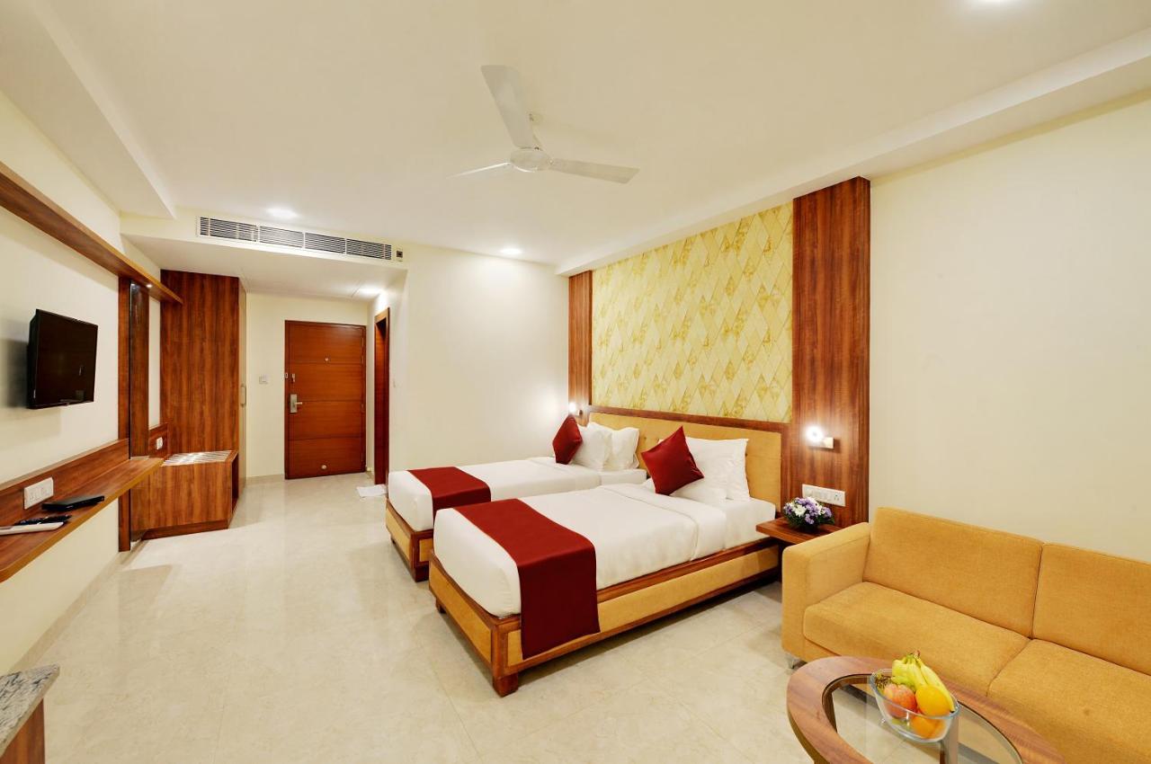 Hotel La Sara Gateway Bangalore