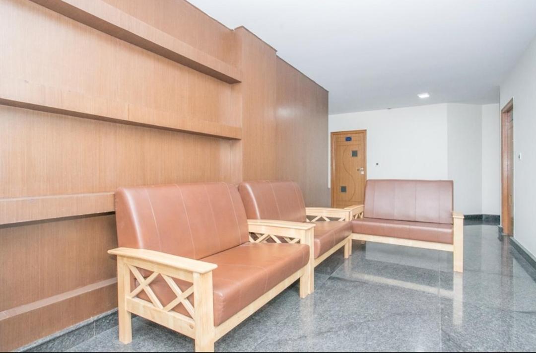 Westernsuites / Hotel Bangalore