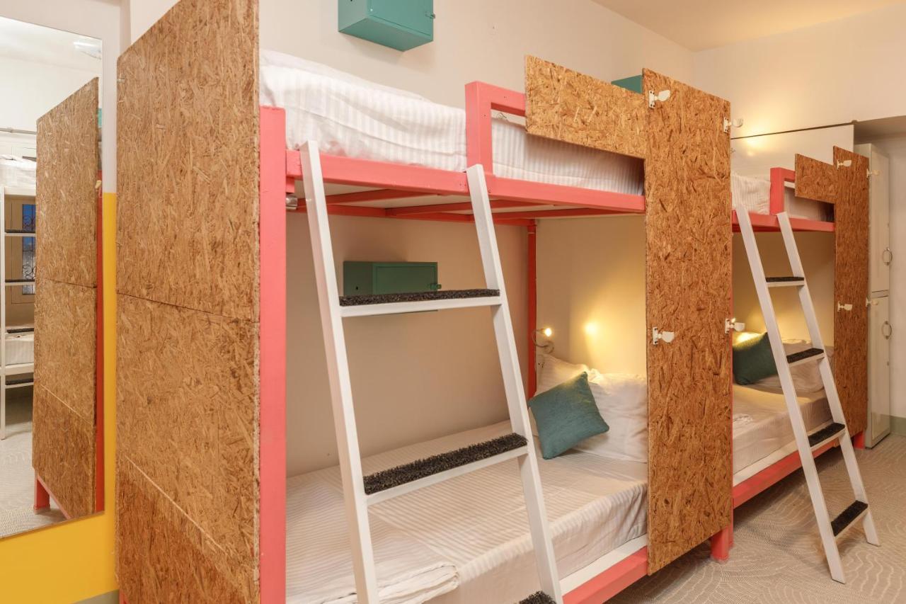 Hostel Locul Midtown-indiranagar *
