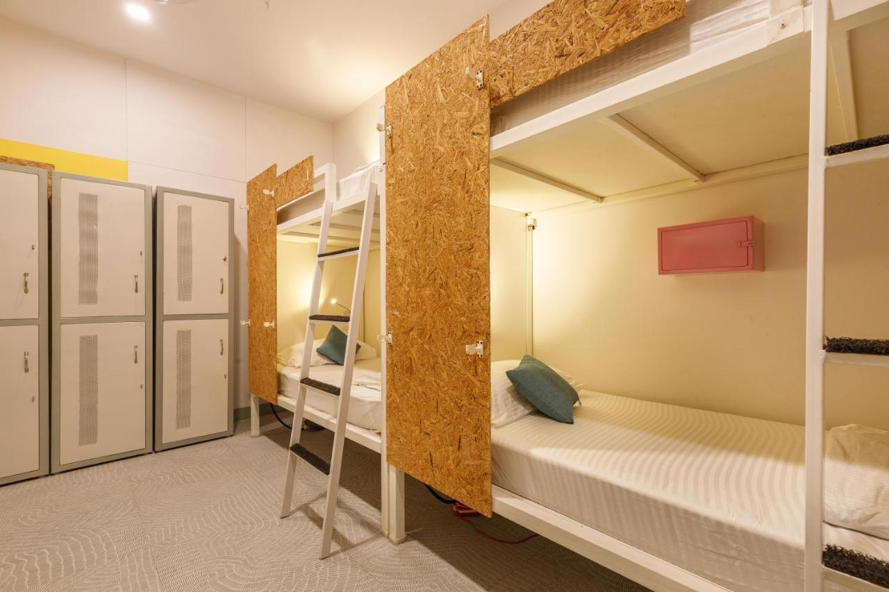 Locul Midtown-indiranagar Hostel Bangalore