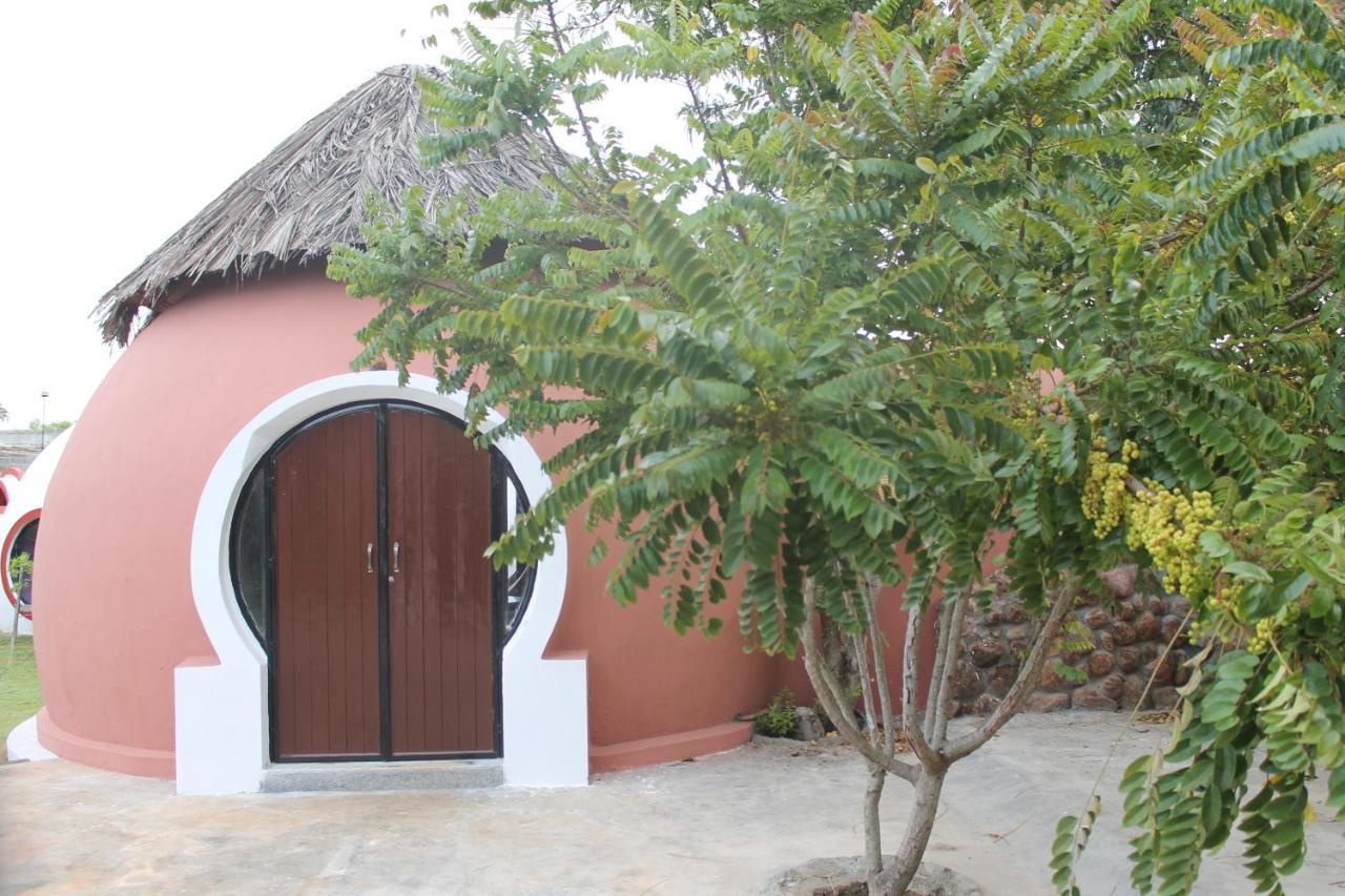 Sarovara Hotel