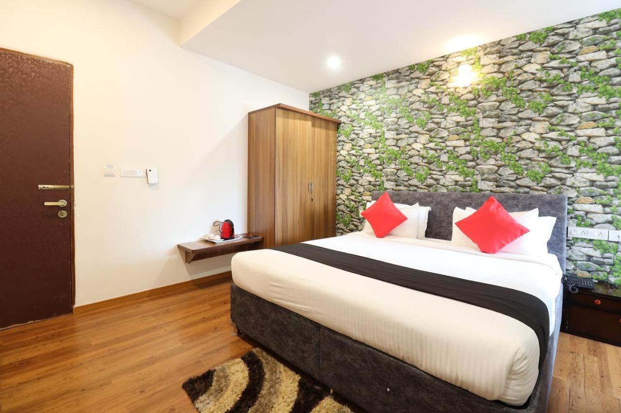 Bed & Breakfast Dhanvitha 2*