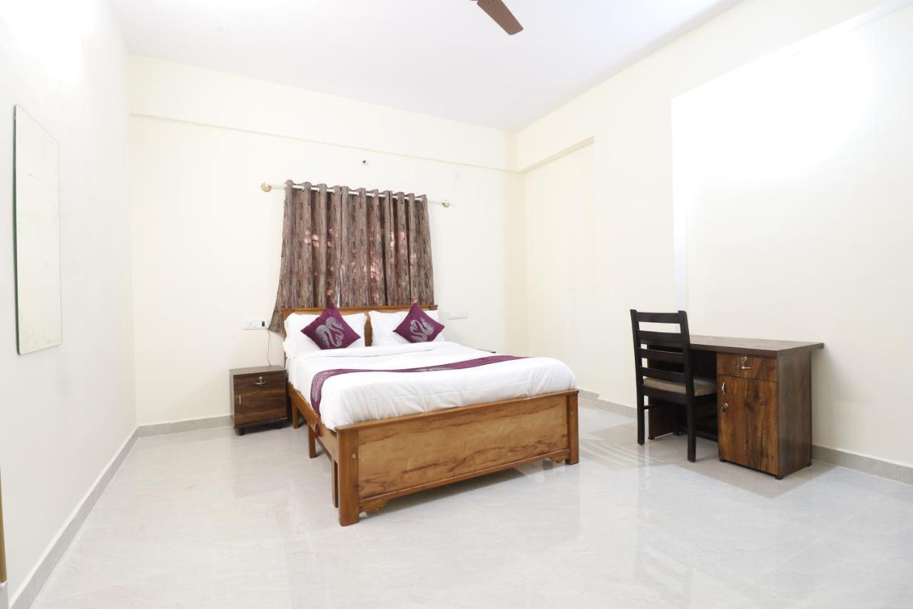 Kings Palace Manyata Hotel