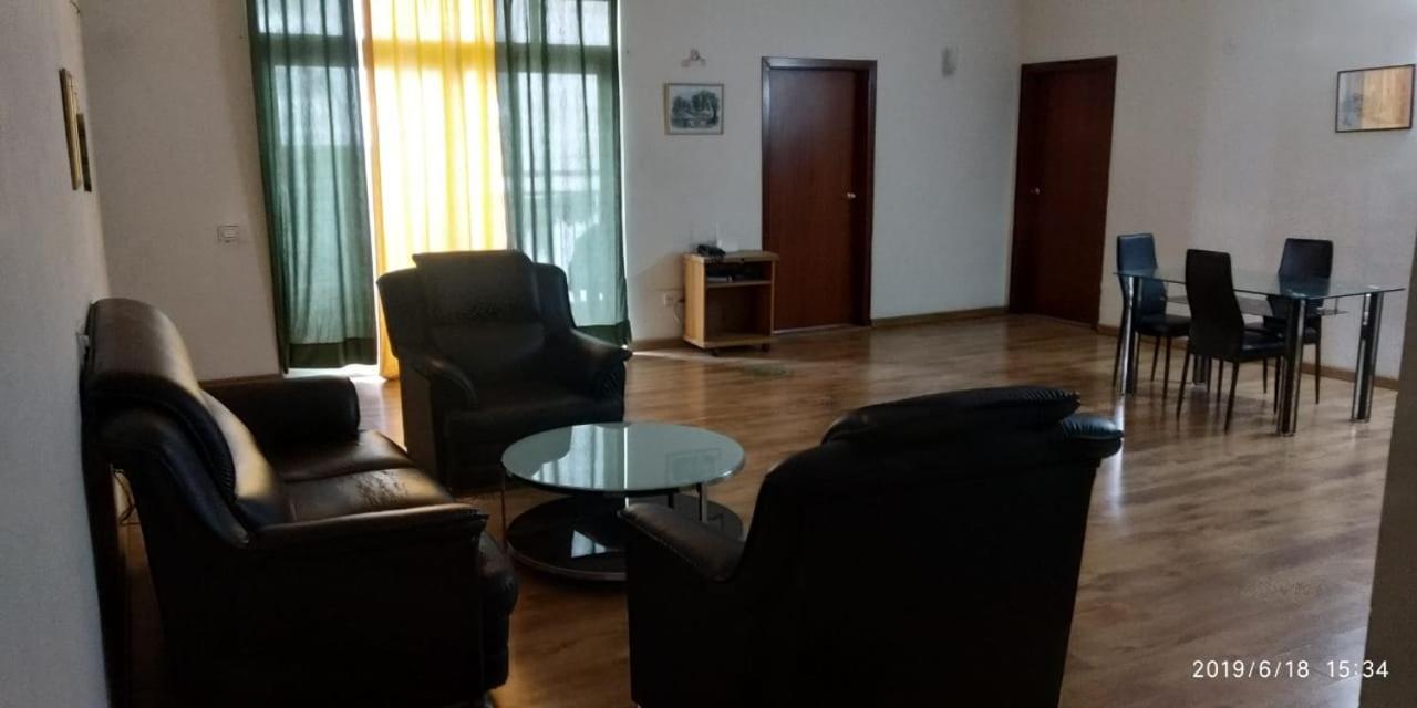 City Suites