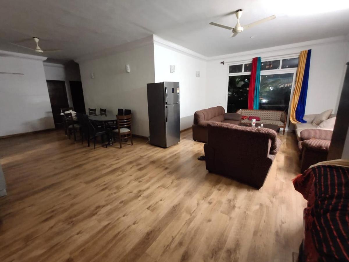 City Suites *
