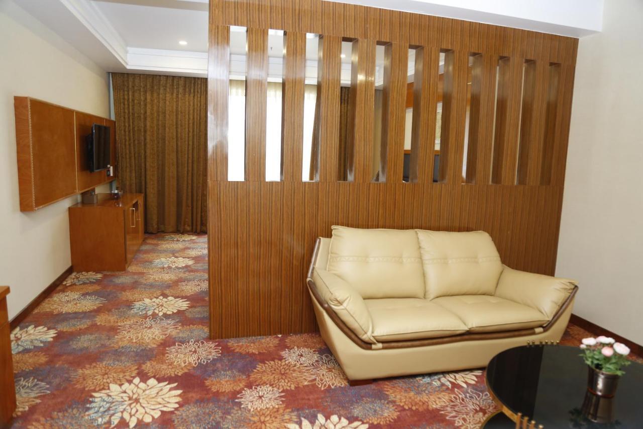 Leroy Grand - Yeshwanthpur Hotel Bangalore