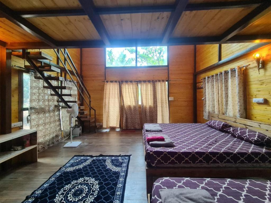 Farm stay Wooden House Farm *