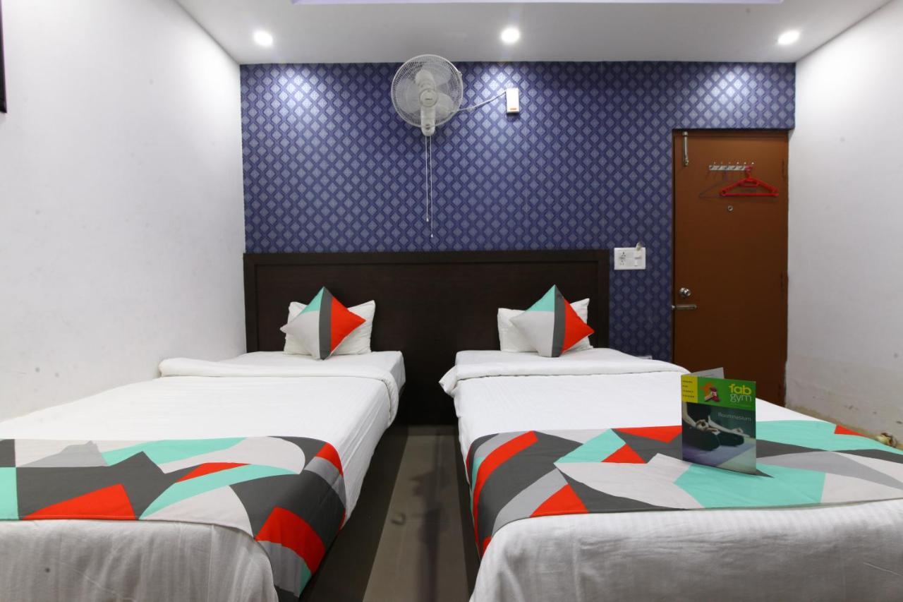 Avenue Hotel 3*