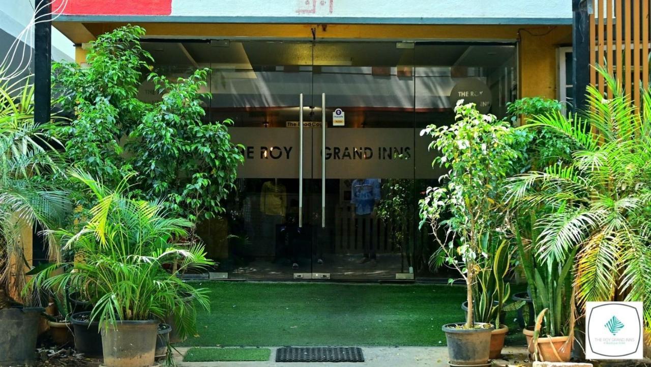 The Roy Grand Hotel *